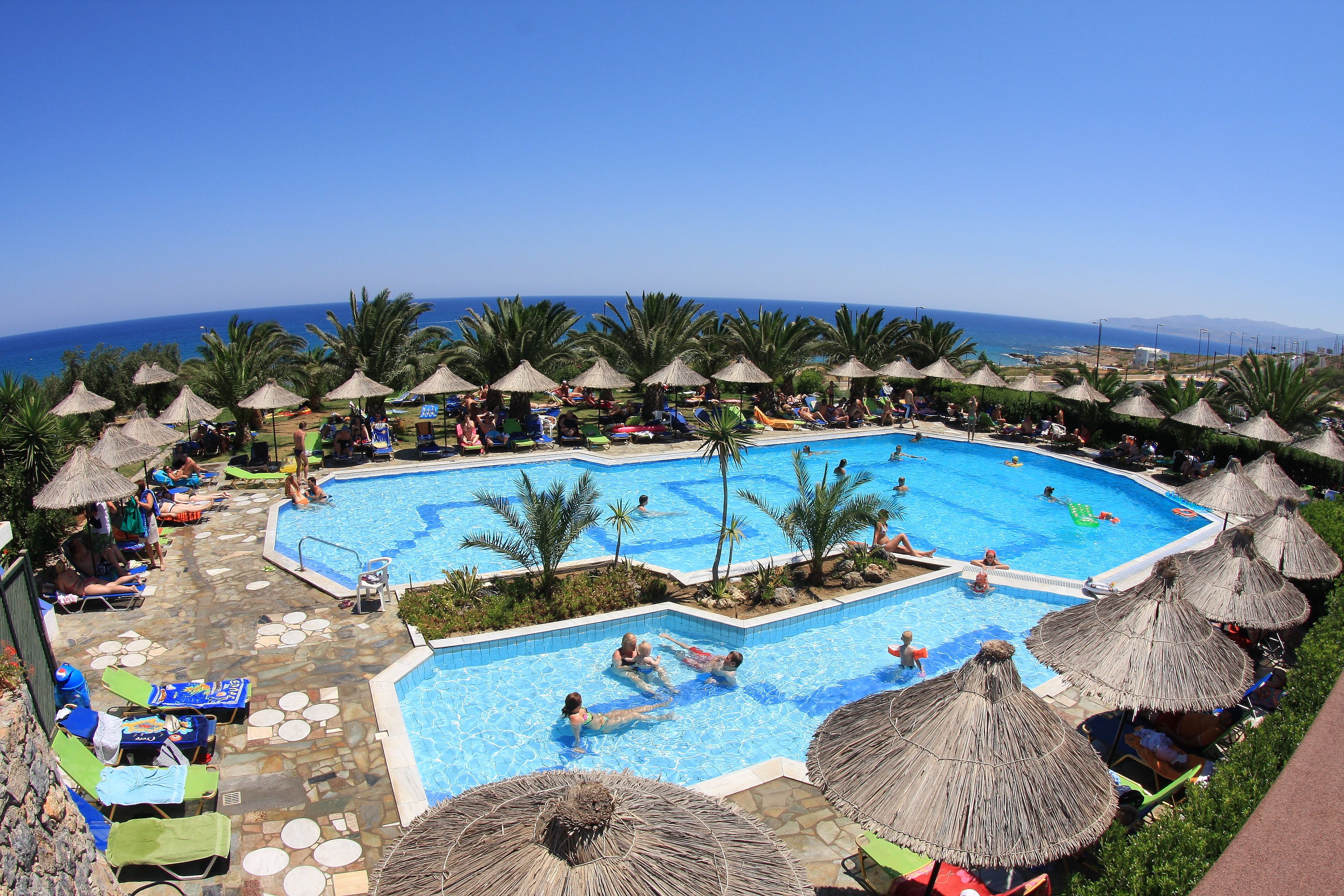 Piscina deschisă