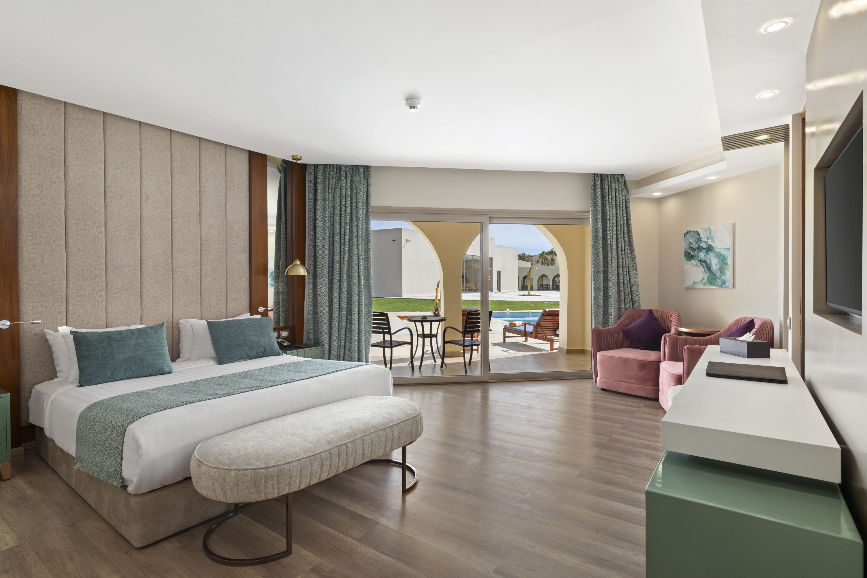 LAGOON VILLA