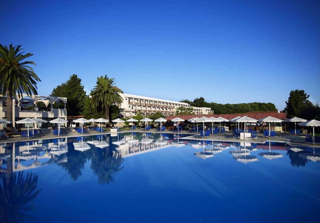 Piscina deschisă