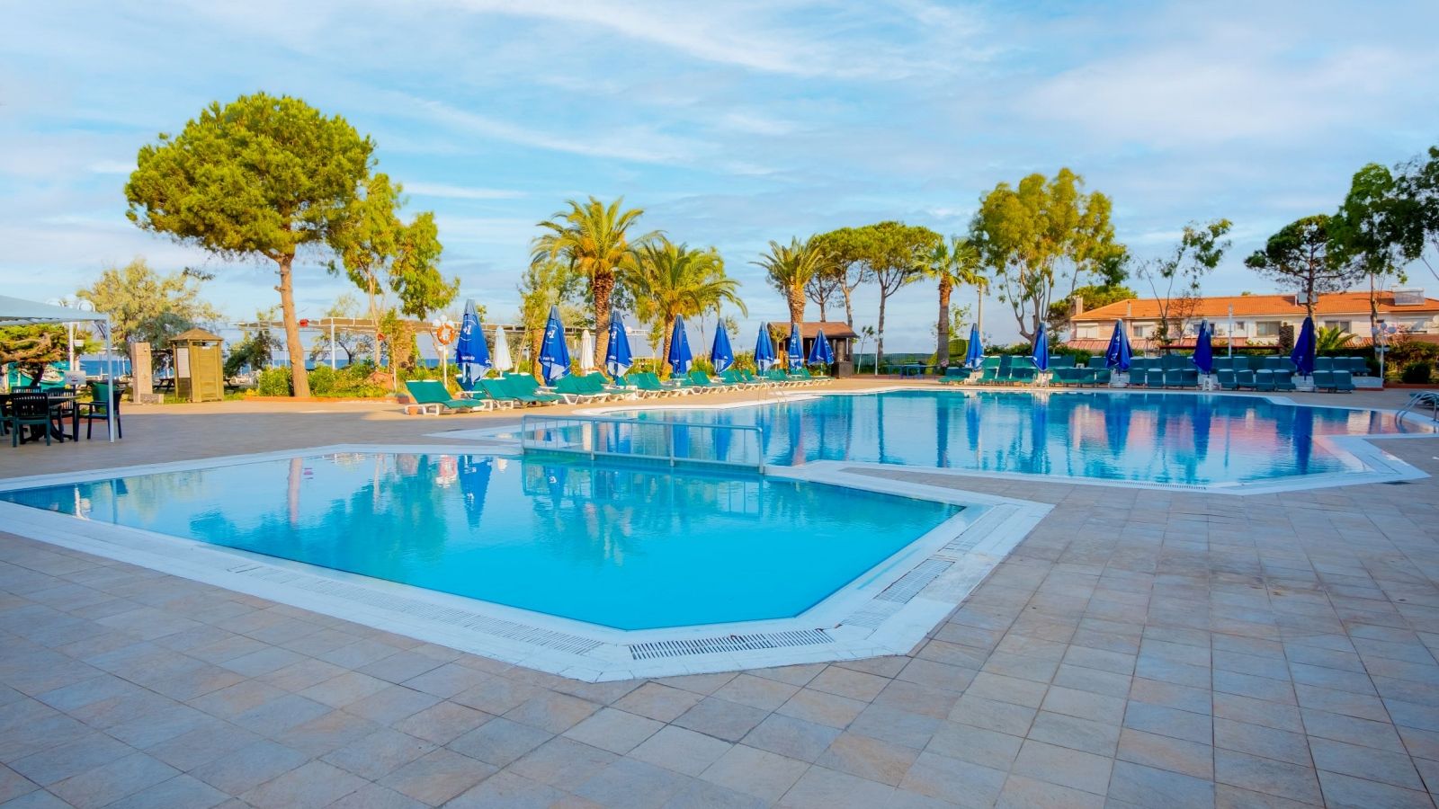 Piscina deschisă