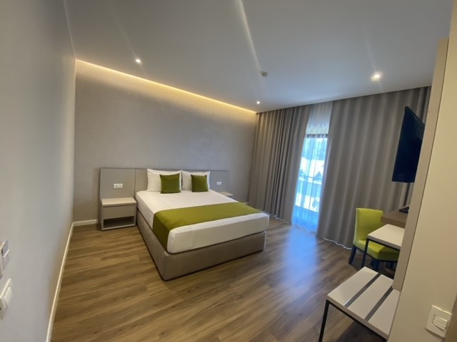 big_hotel-rhodos-eforie-nord-lP5U.jpg