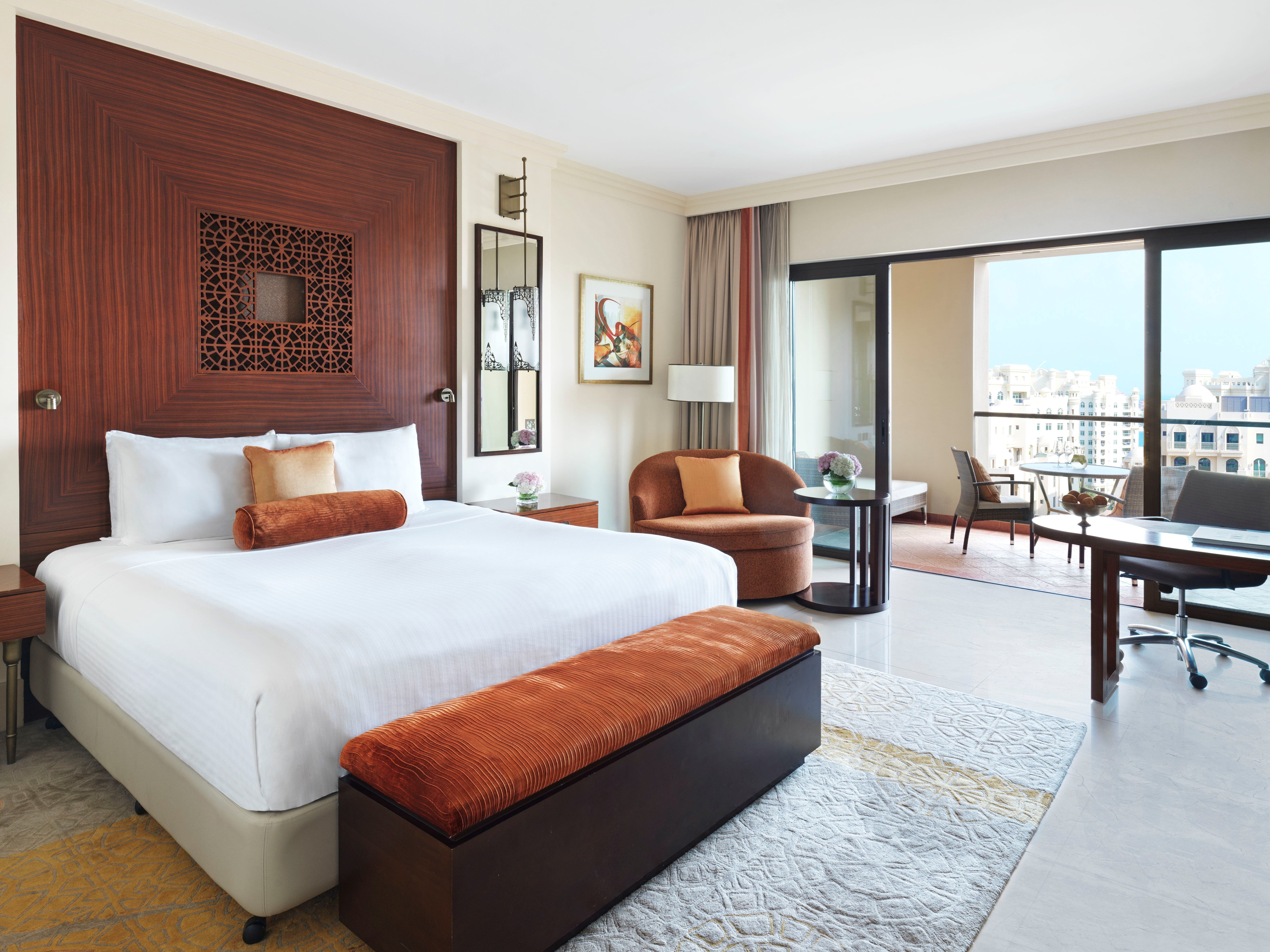 Fairmont Gold Palm Sea View Lounge Access King/Queen Room