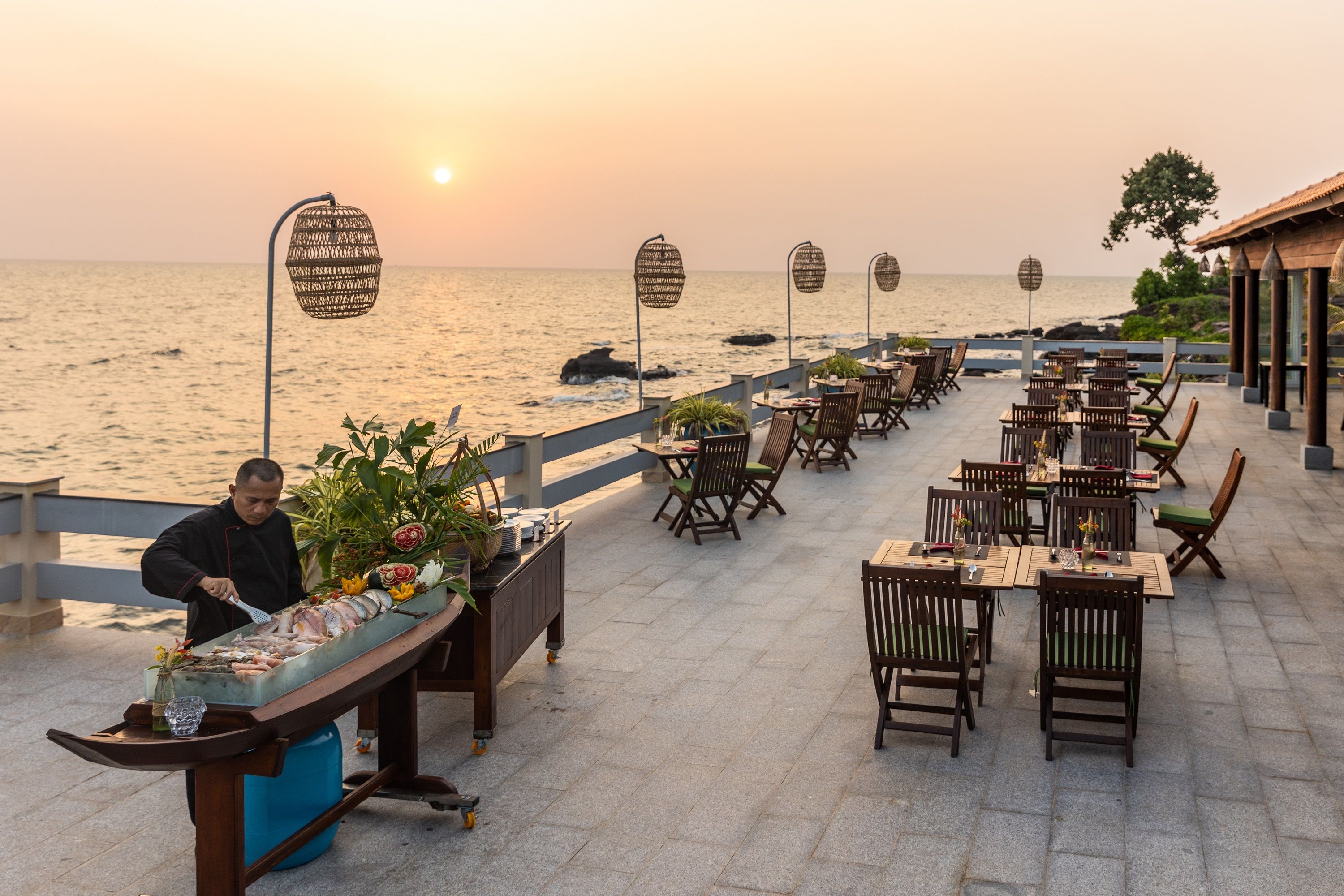 Sunset Restaurant 