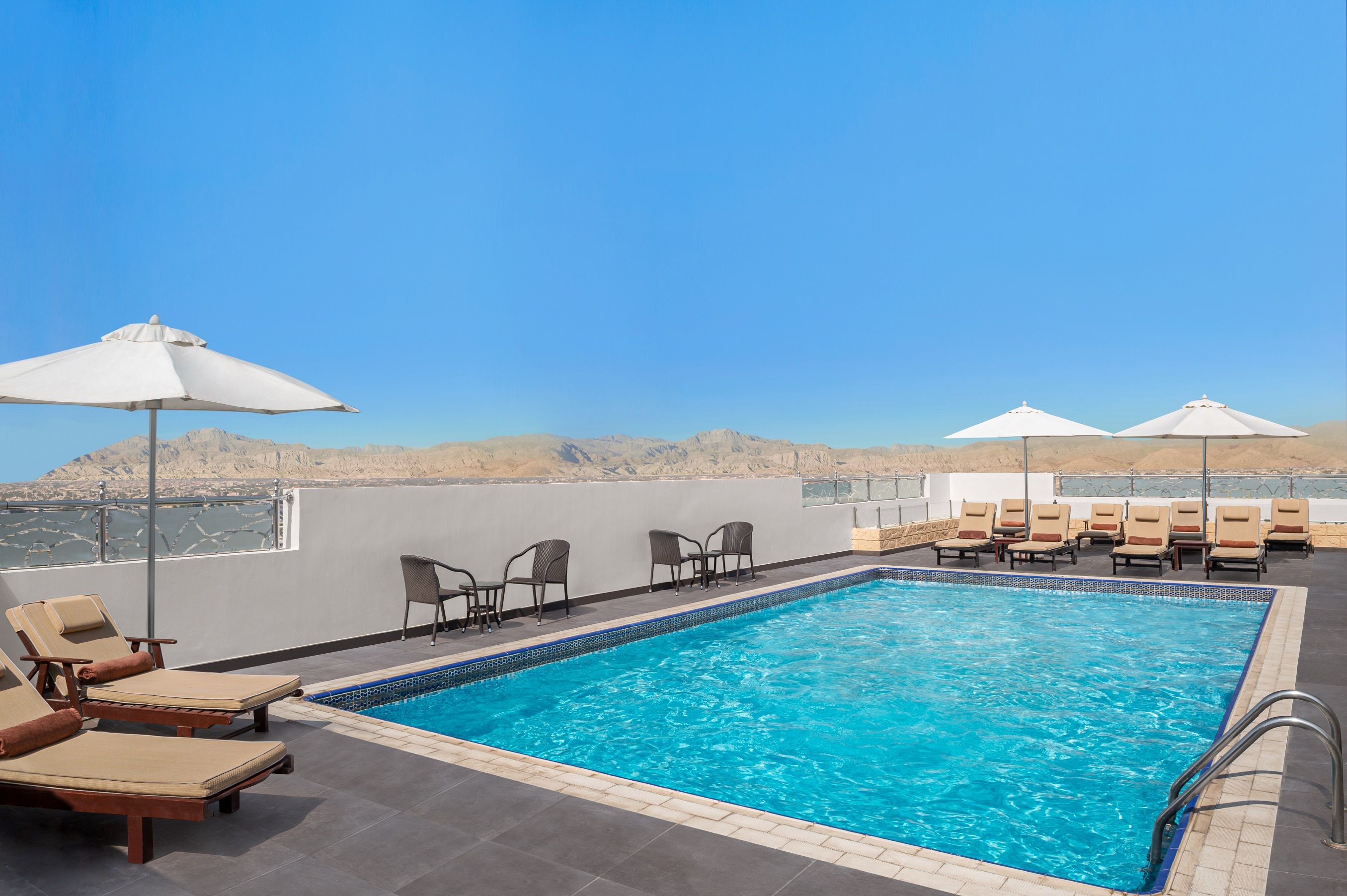 Piscina deschisă