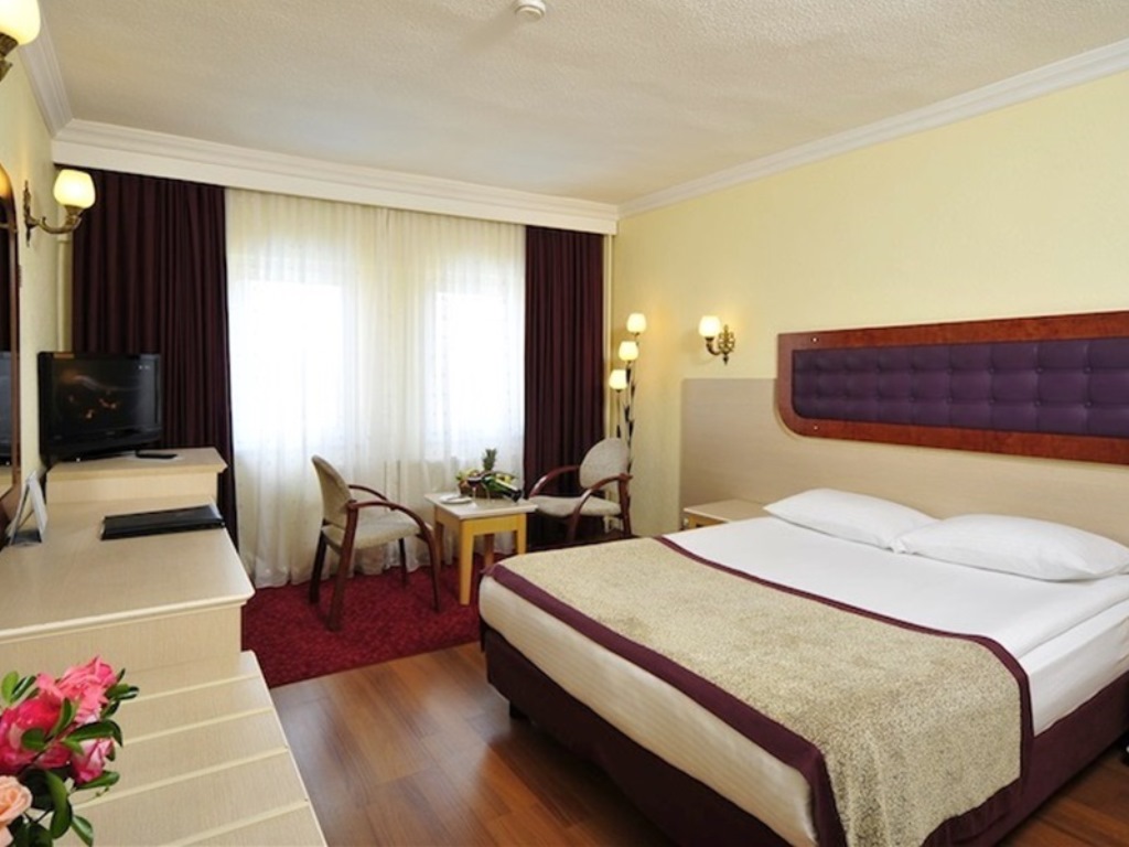 COMFORT ROOM