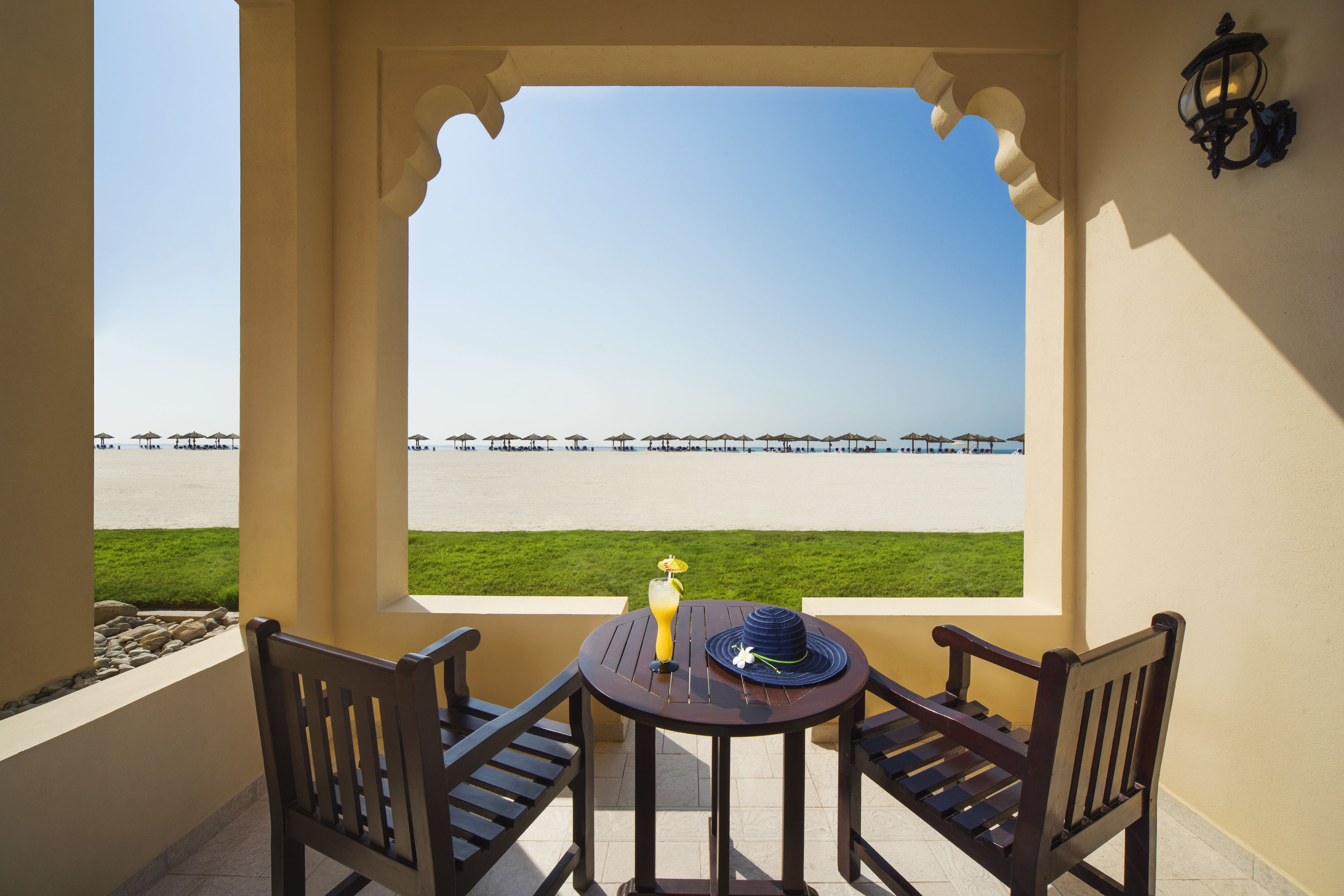 PREMIUM ROOM AT BEACH FRONT