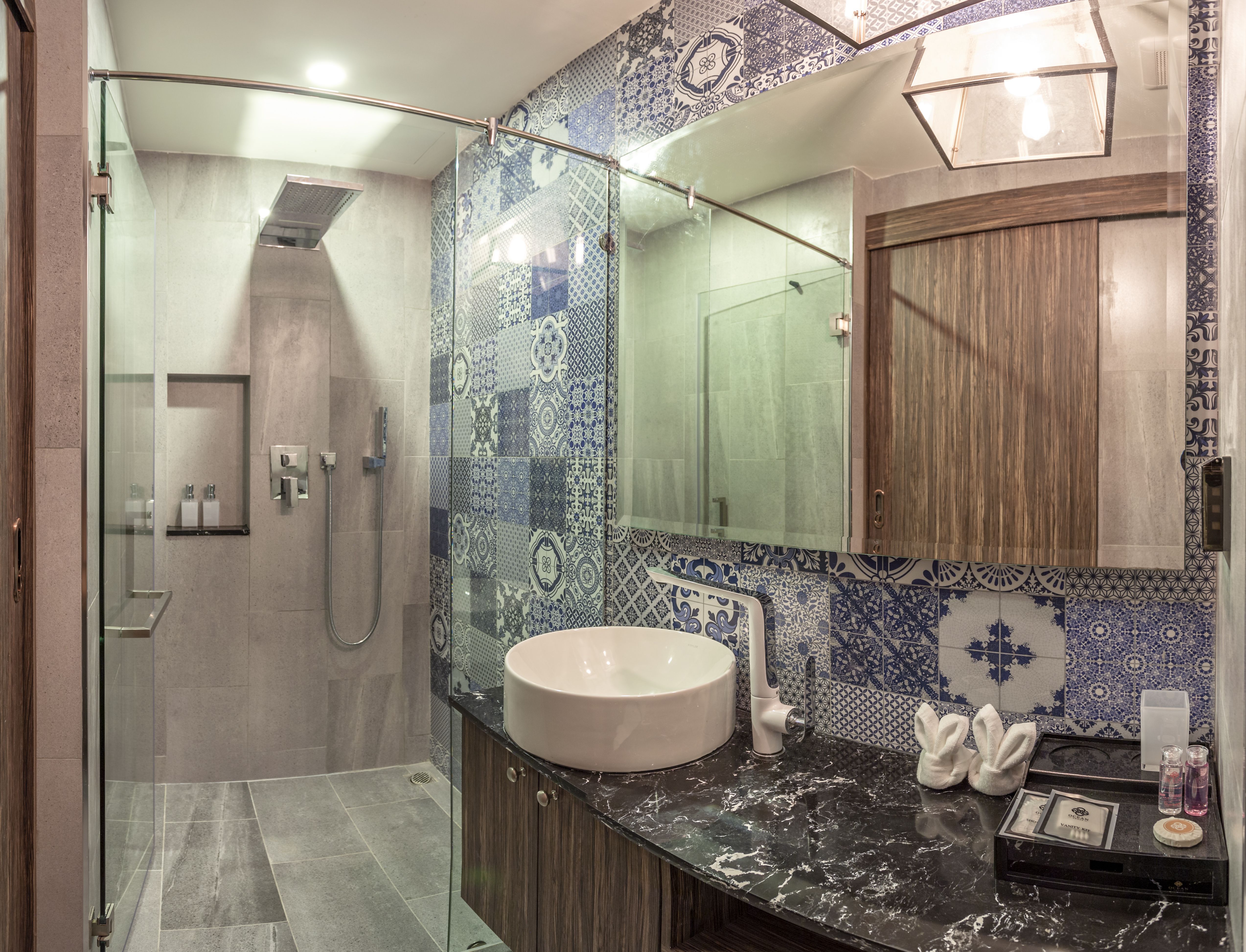ONE BEDROOM SUITE