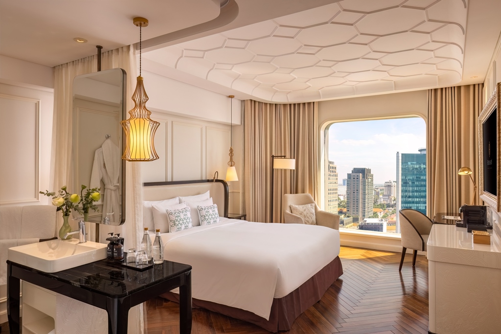 SKY EXECUTIVE DELUXE ROOM