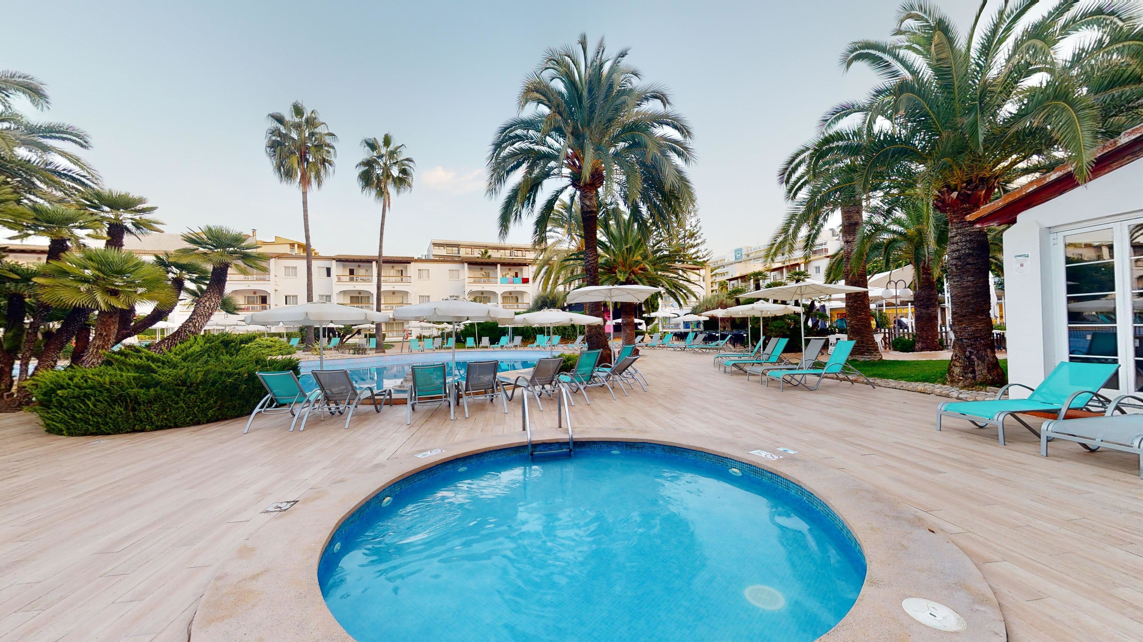 Piscina deschisă