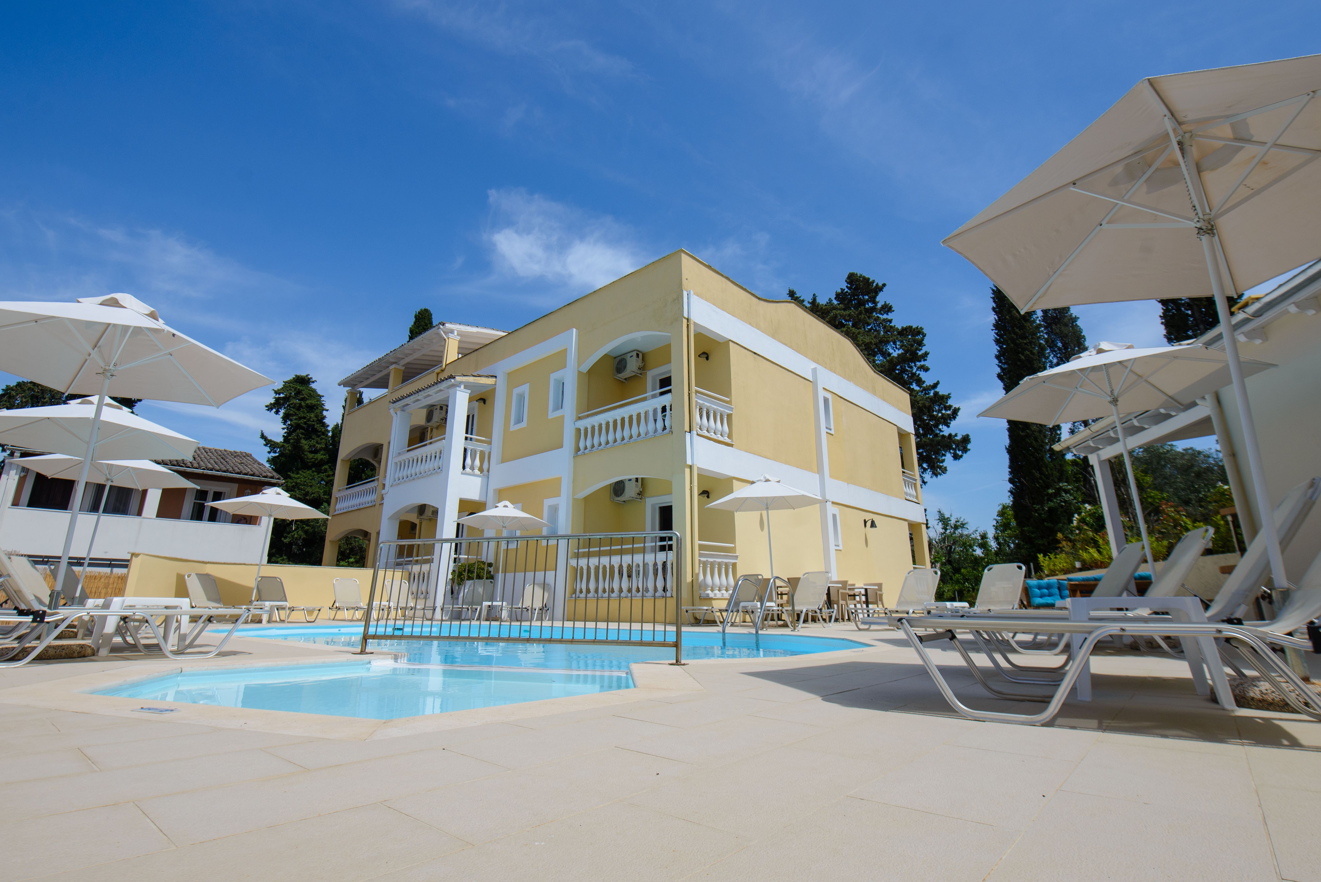 Piscina deschisă