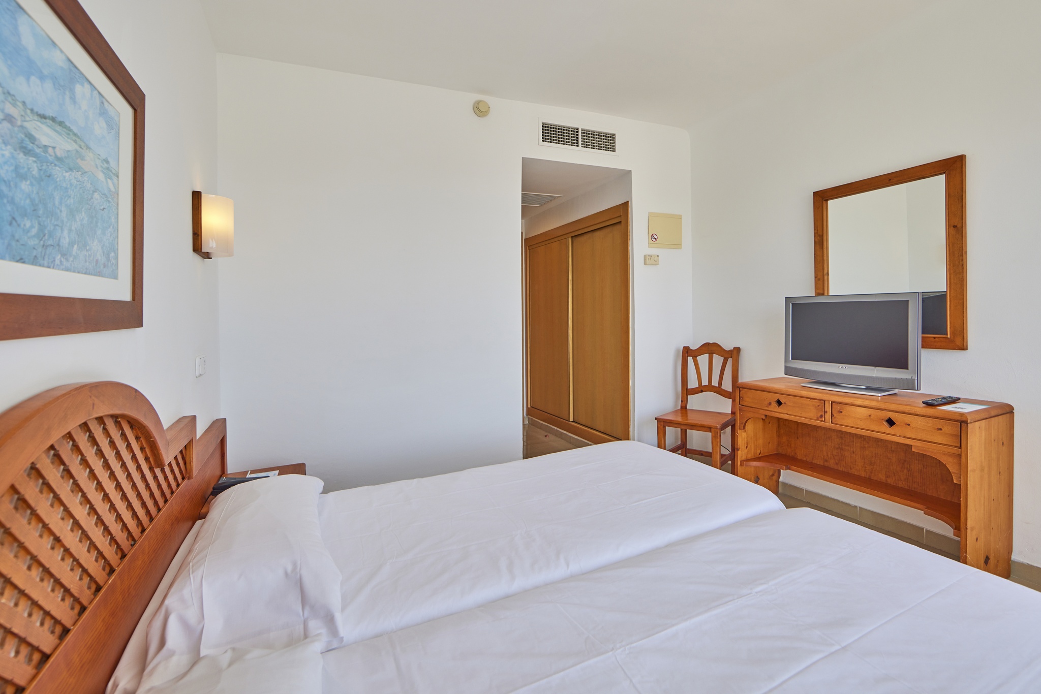 DOUBLE STANDARD ROOM
