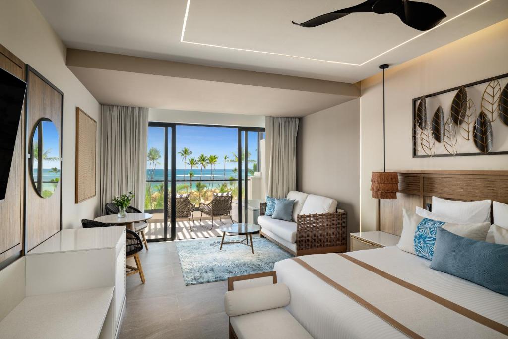 PREFERRED CLUB JUNIOR SUITE OCEAN FRONT