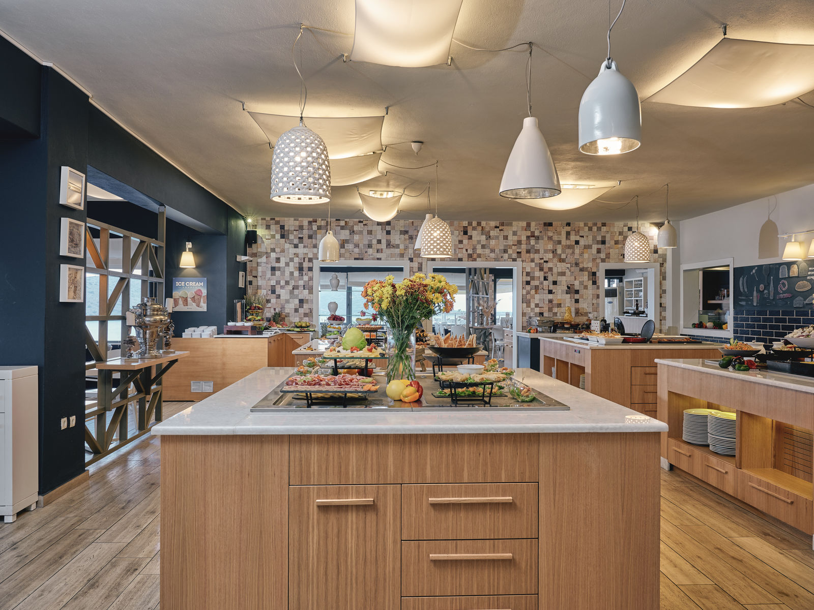 Island Main Restaurant
