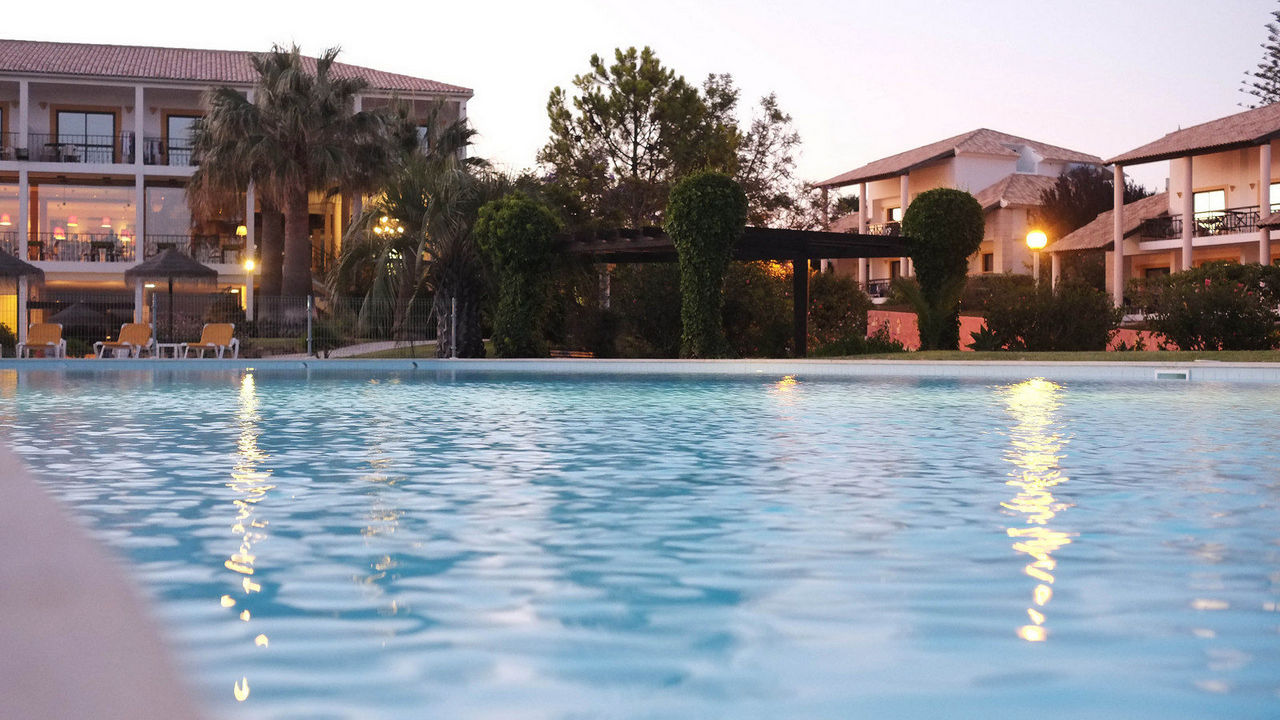 Piscina deschisă