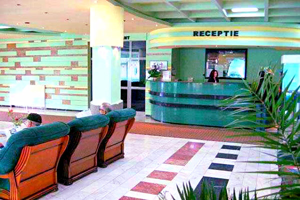 Eforie Nord, Hotel Petrolul, interior, receptie.jpg