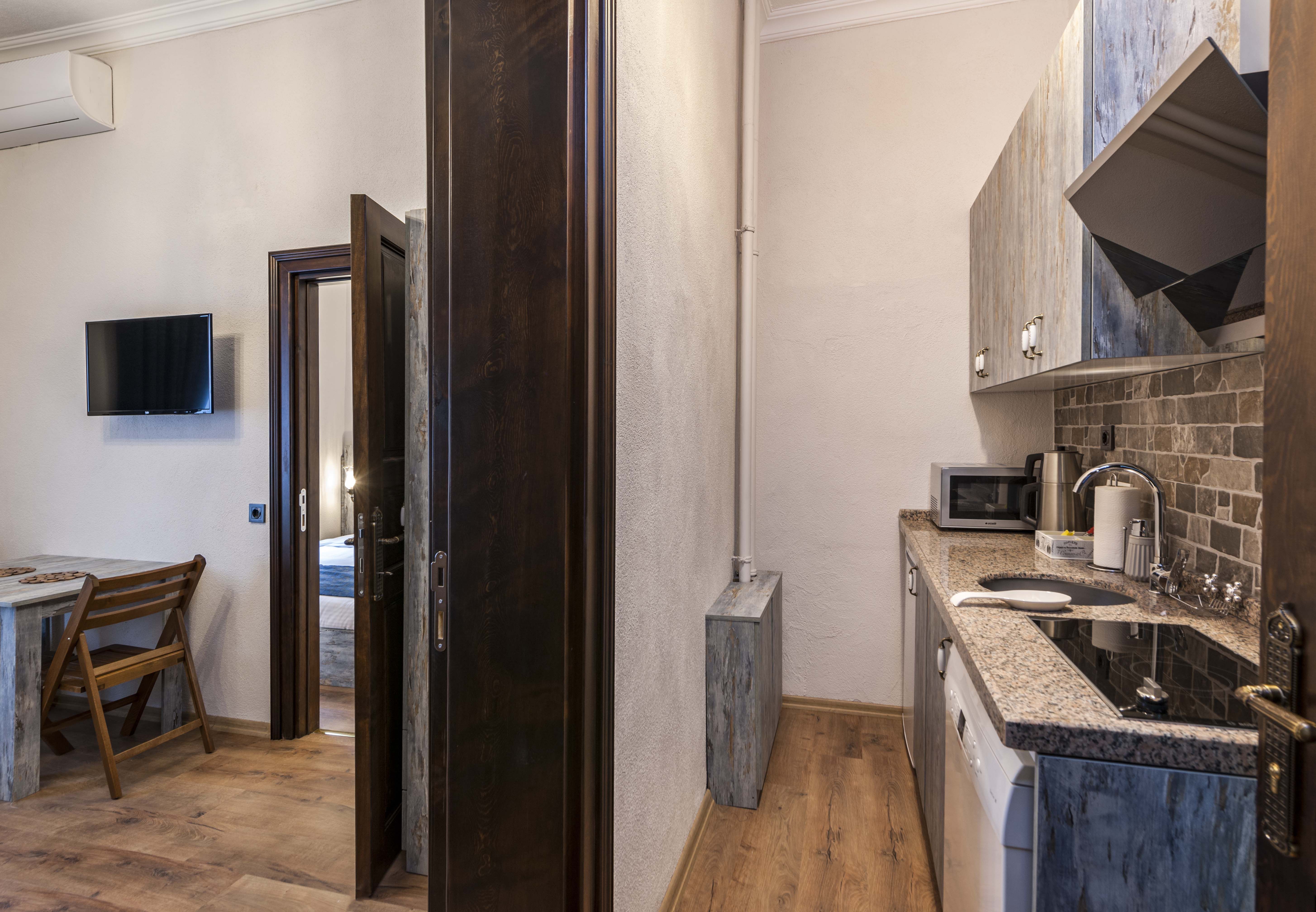 APARTMENT DELUXE