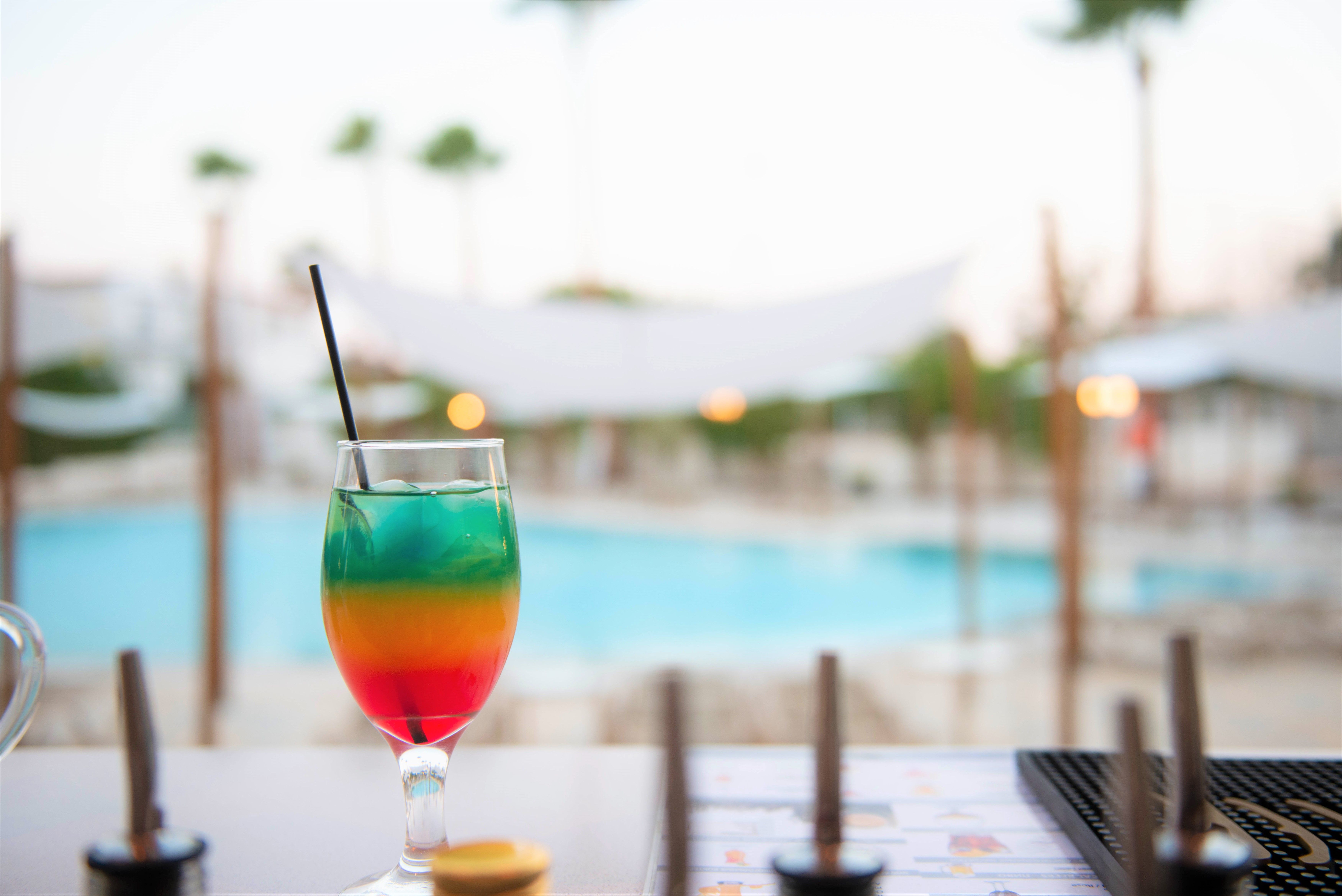 ARPA POOL BAR