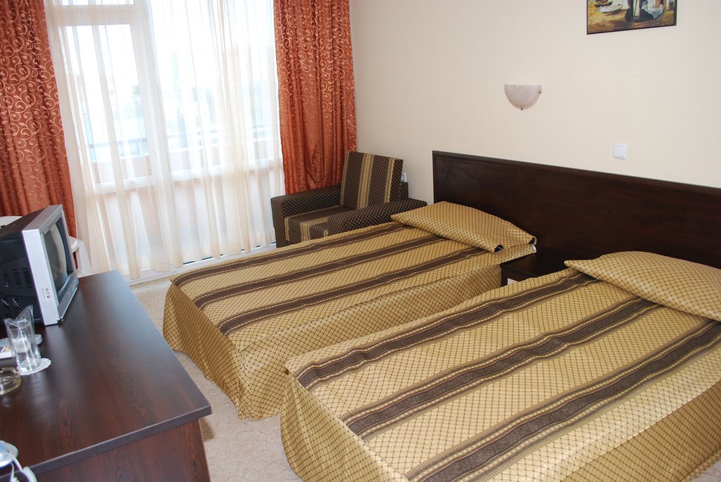 room standard twin