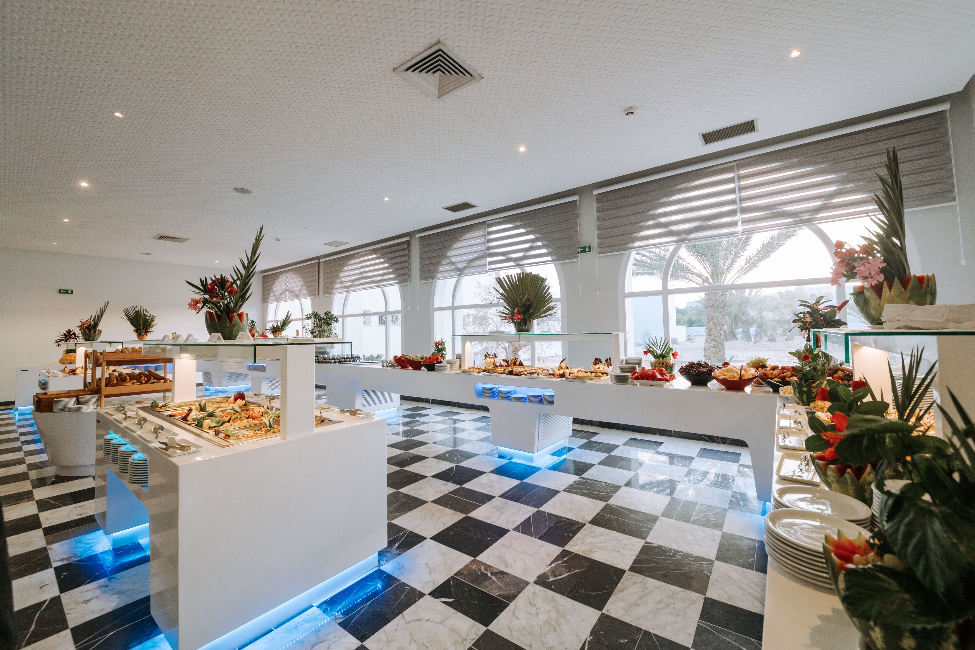 Main Restaurant - El Menzel