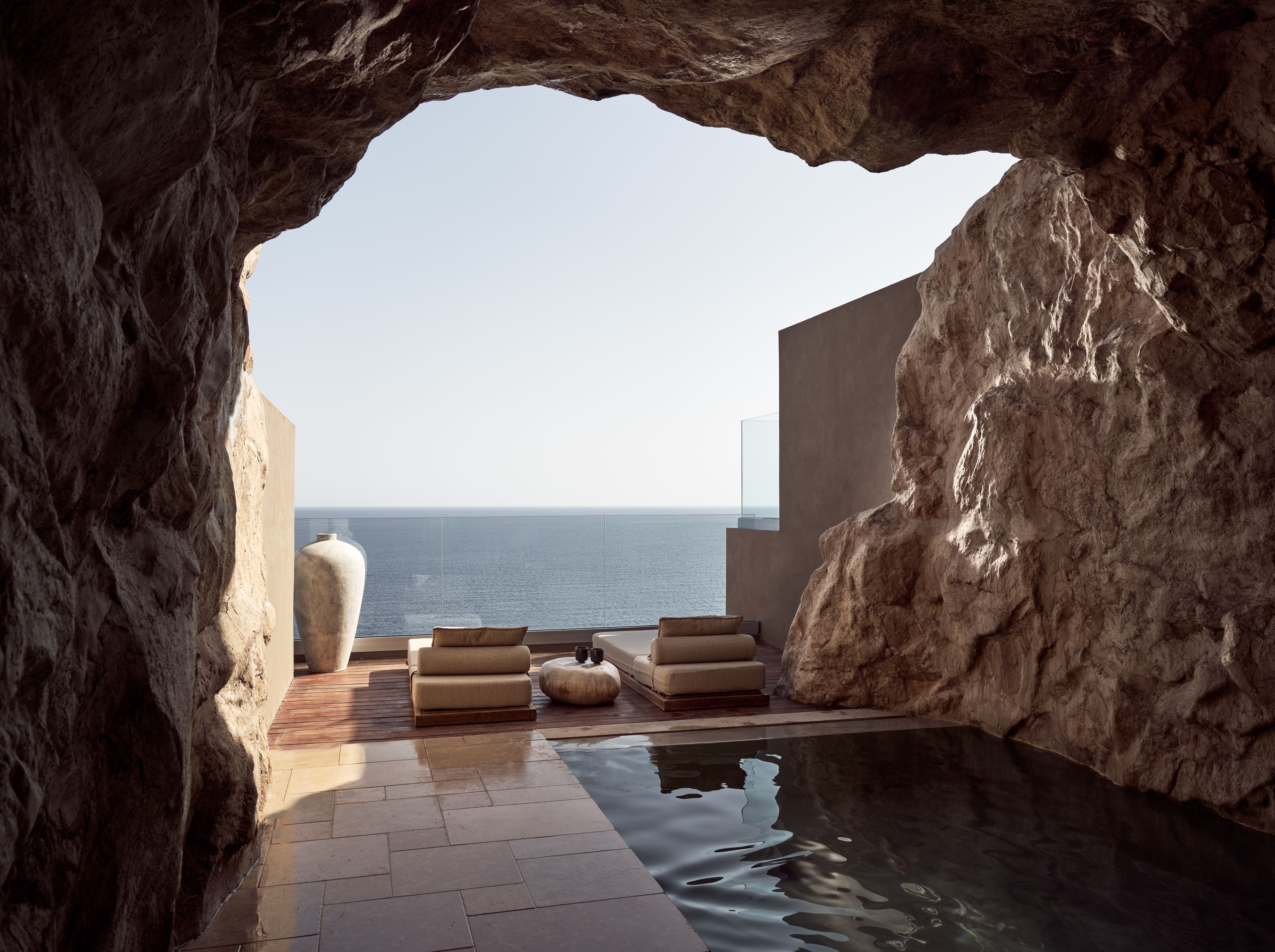 Cave Suite Sea View Private Pool