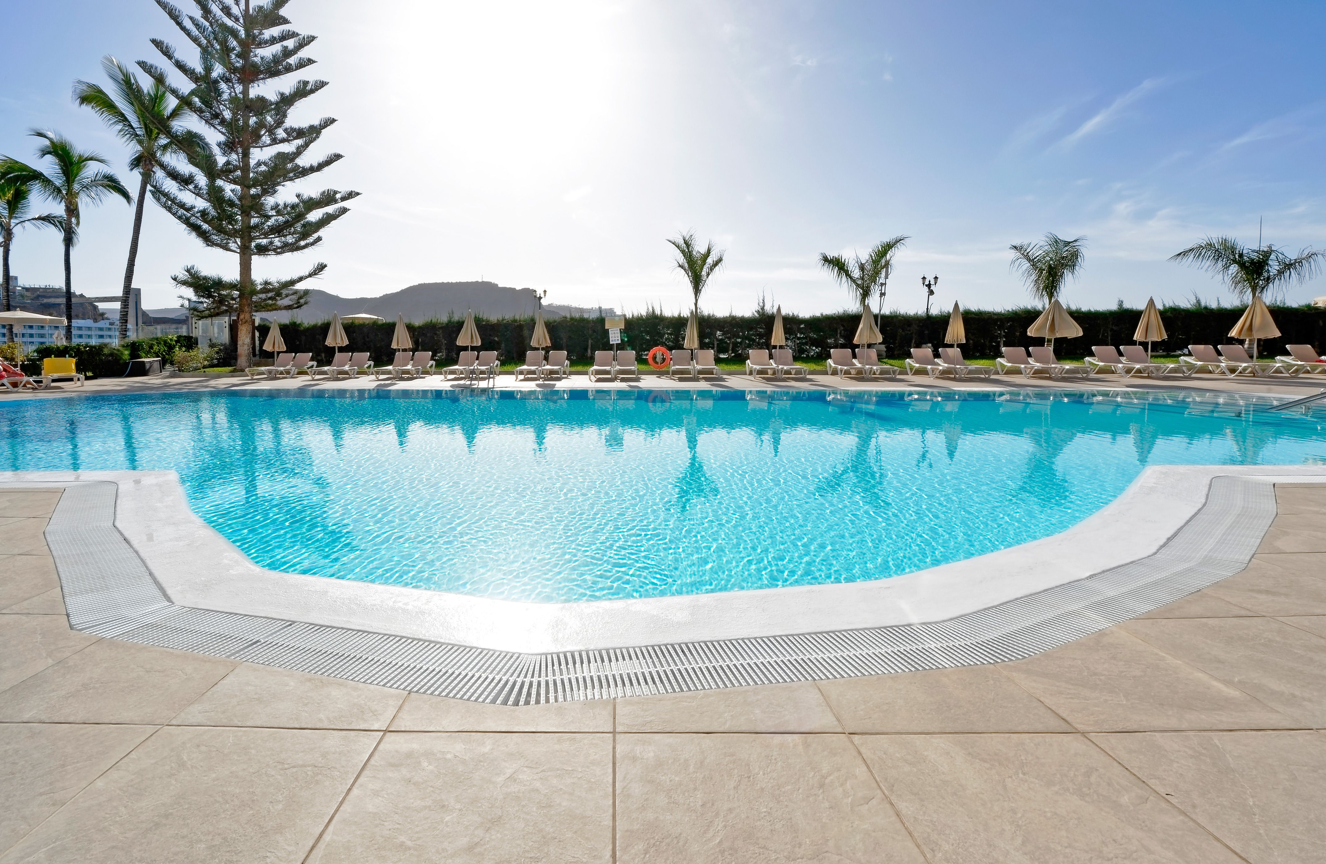 Piscina deschisă