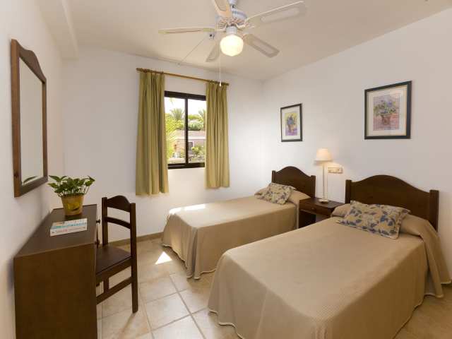 sol sun beach 5.jpg