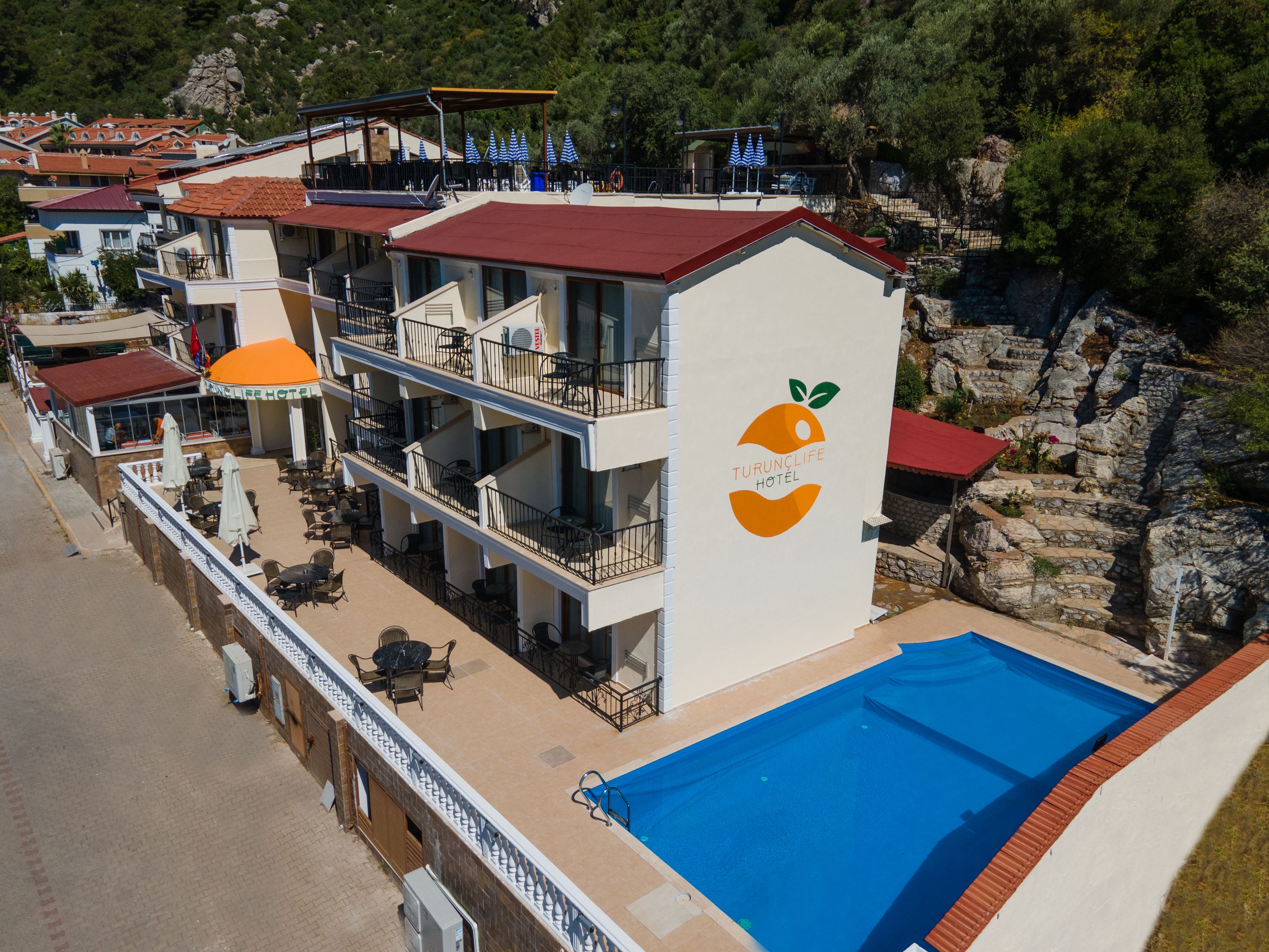 Piscina deschisă