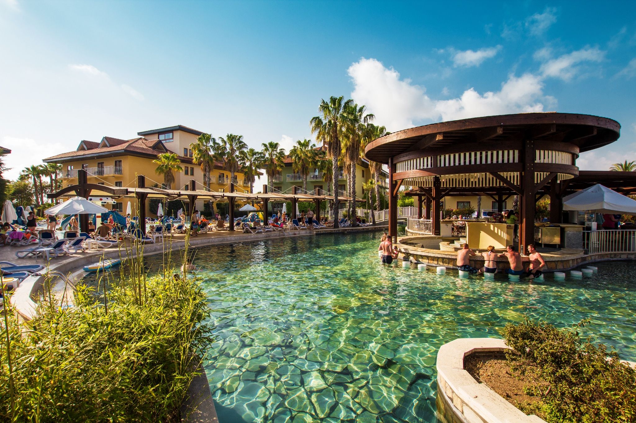 POOL BAR
