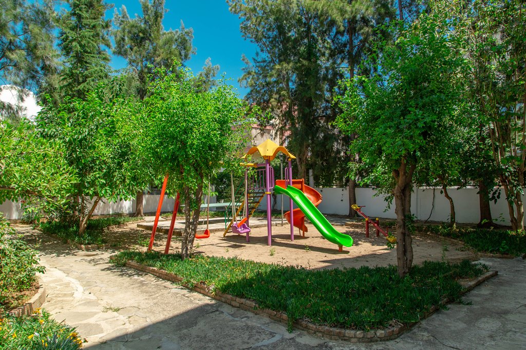 Clădirea principala