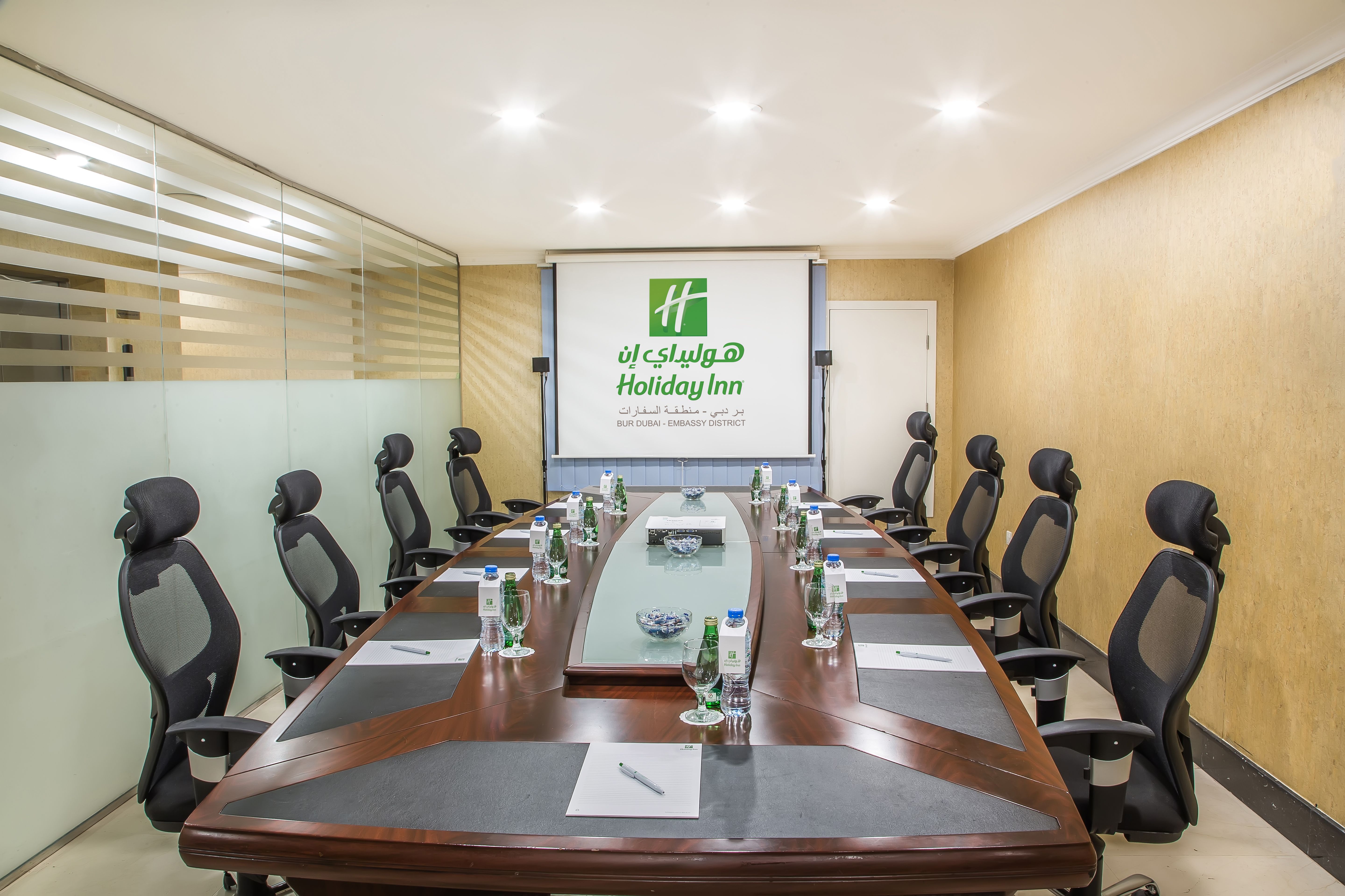 MICE (servicii de organizare de întâlniri, conferințe, alte evenimente)