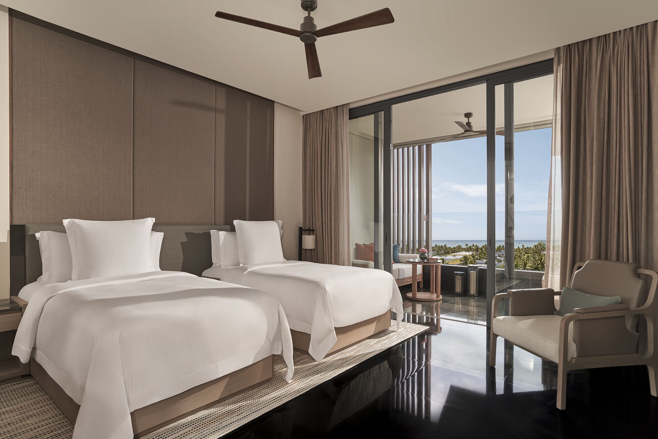KING SKY POOL VILLA
