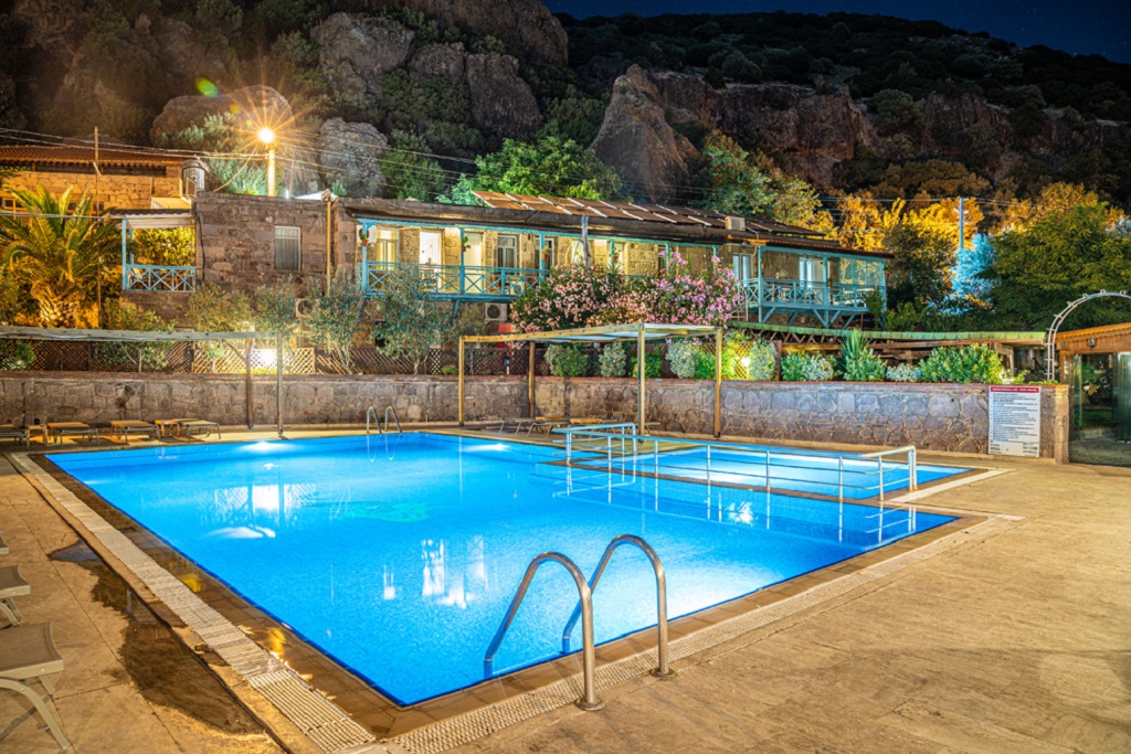 Piscina deschisă