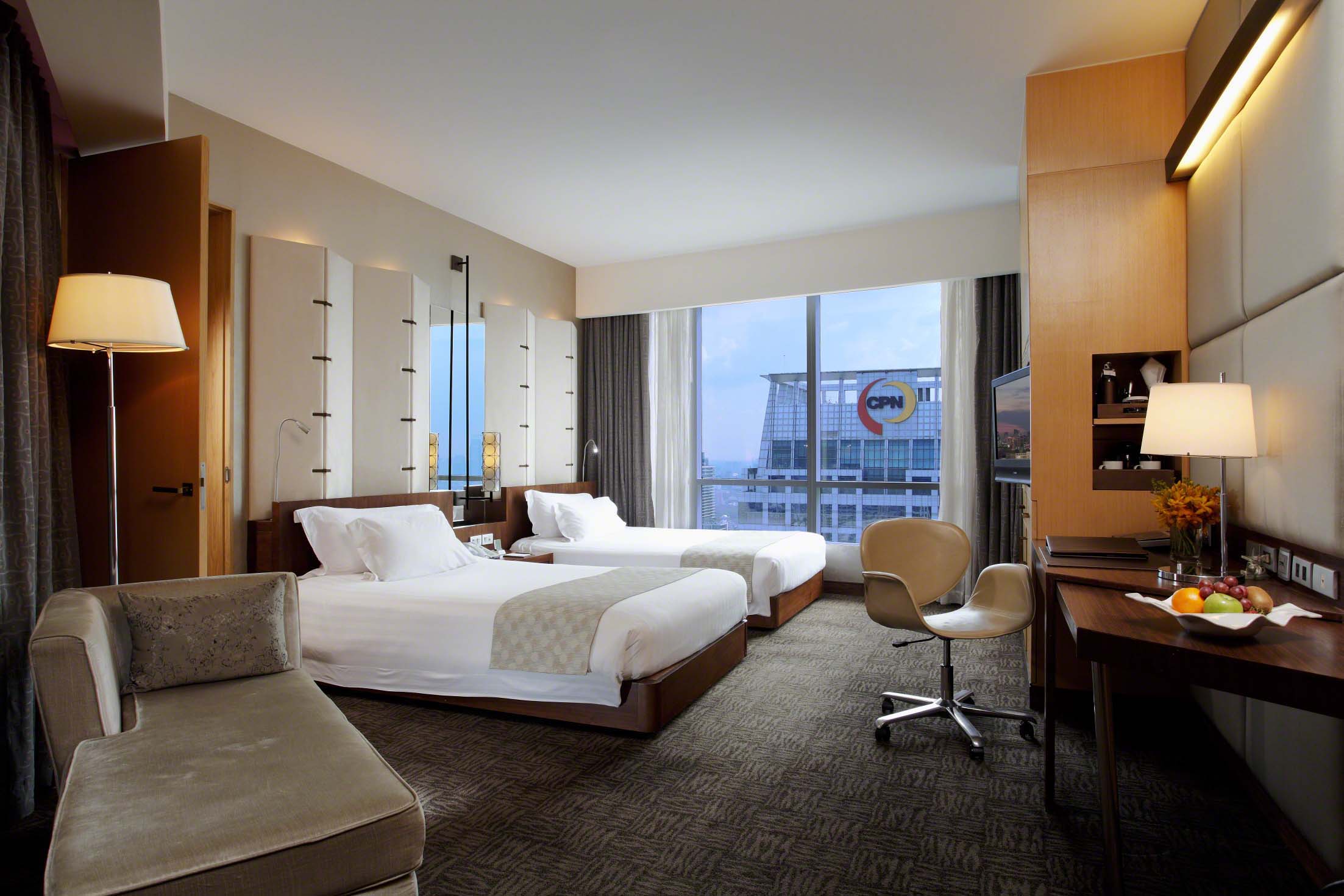 World Executive Suite