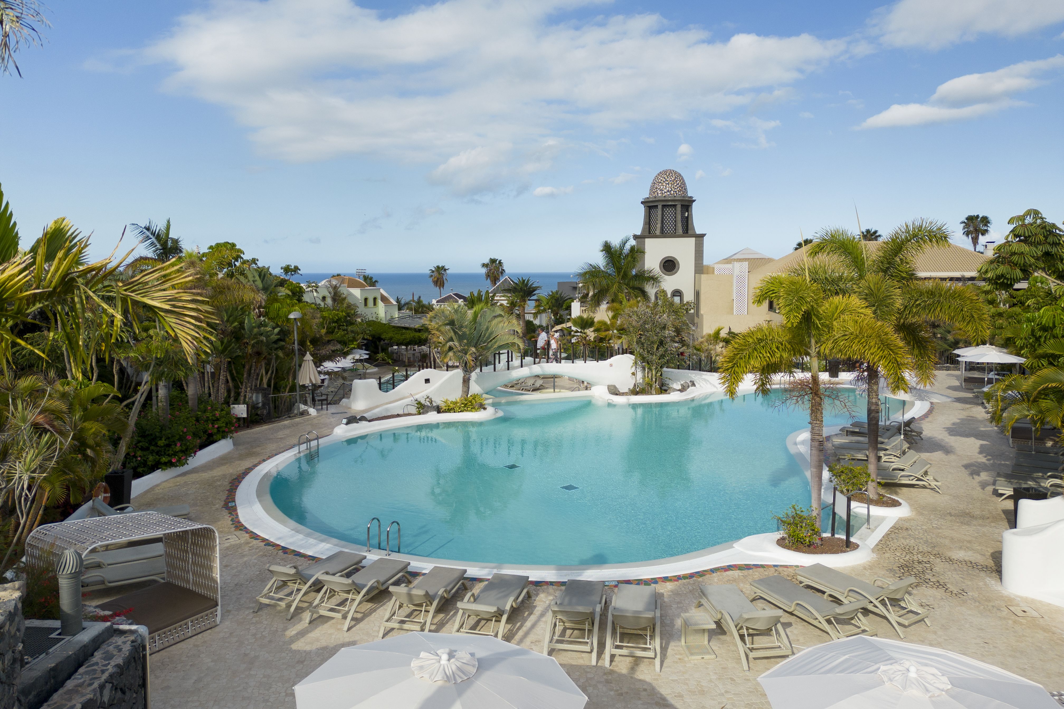 Piscina deschisă