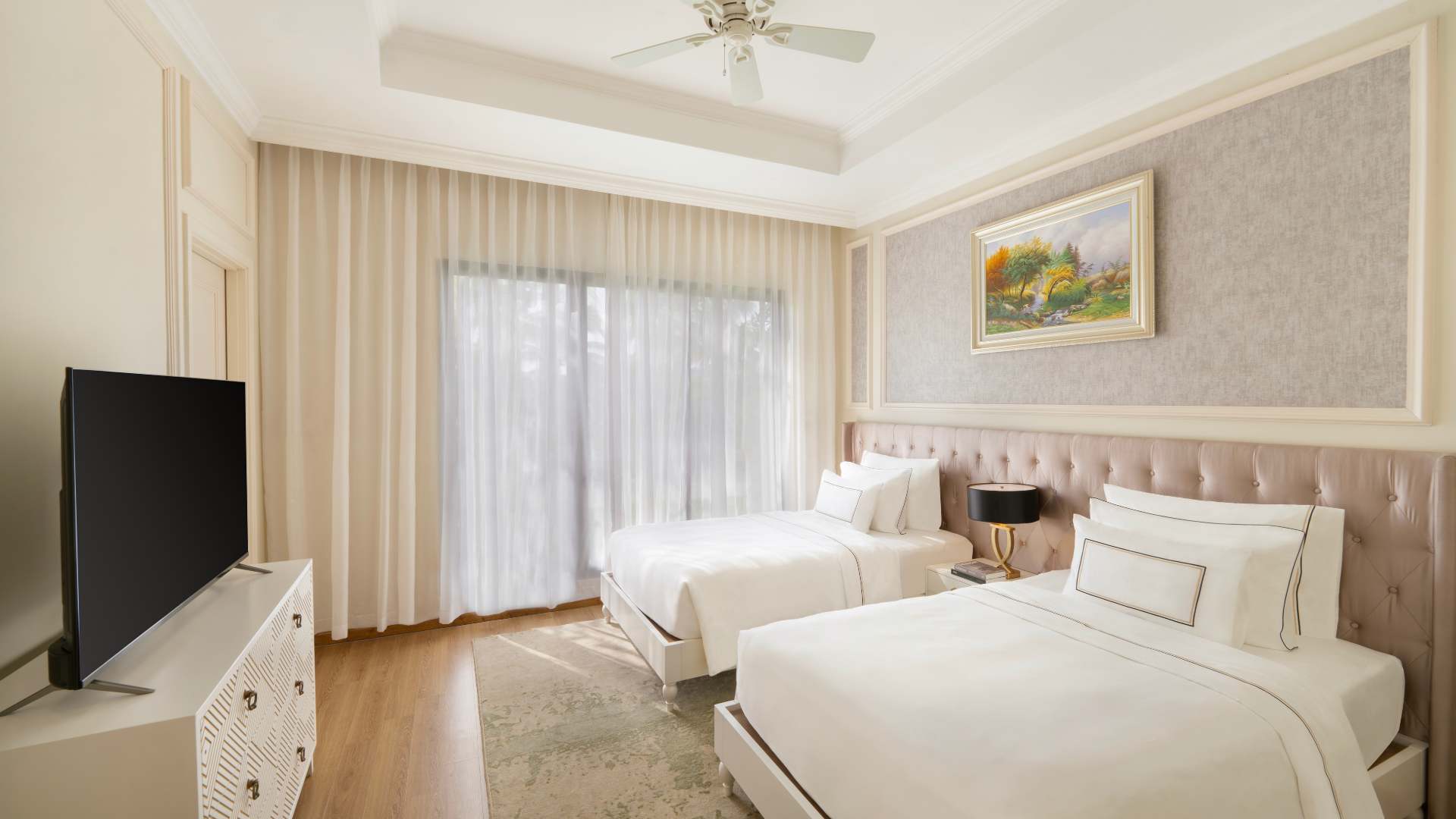 3-BEDROOM VILLA LAKE VIEW WITH PRIVATE POOL (NO EXTRA BED