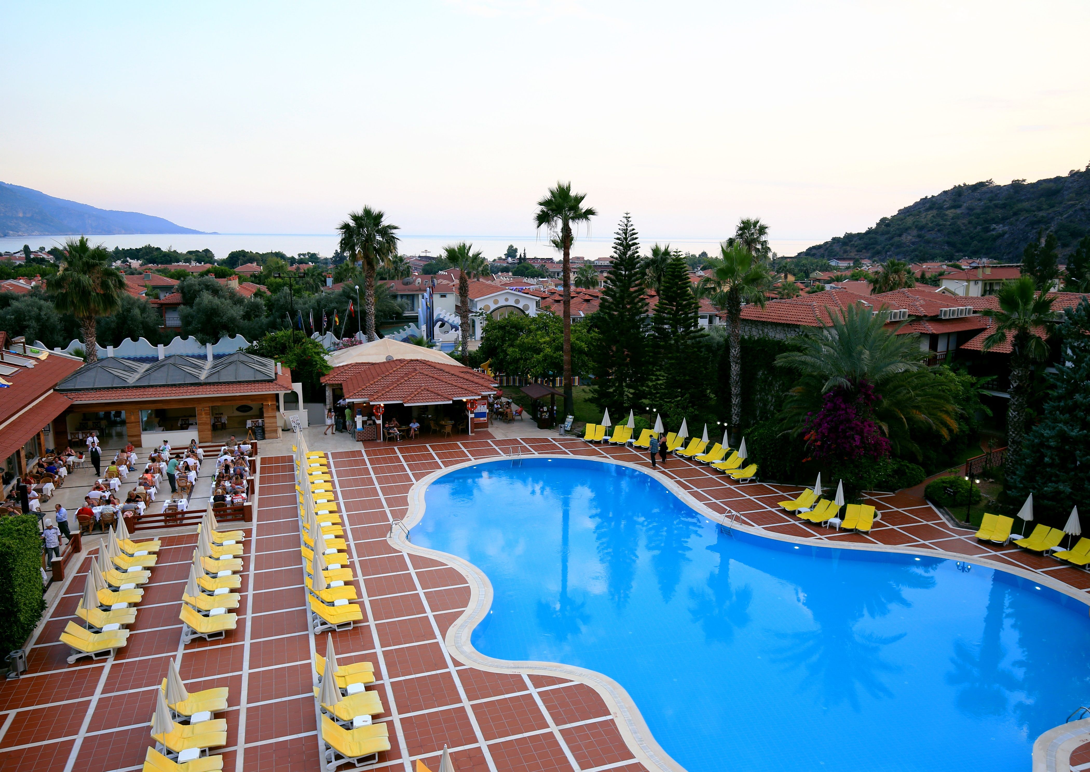 Piscina deschisă