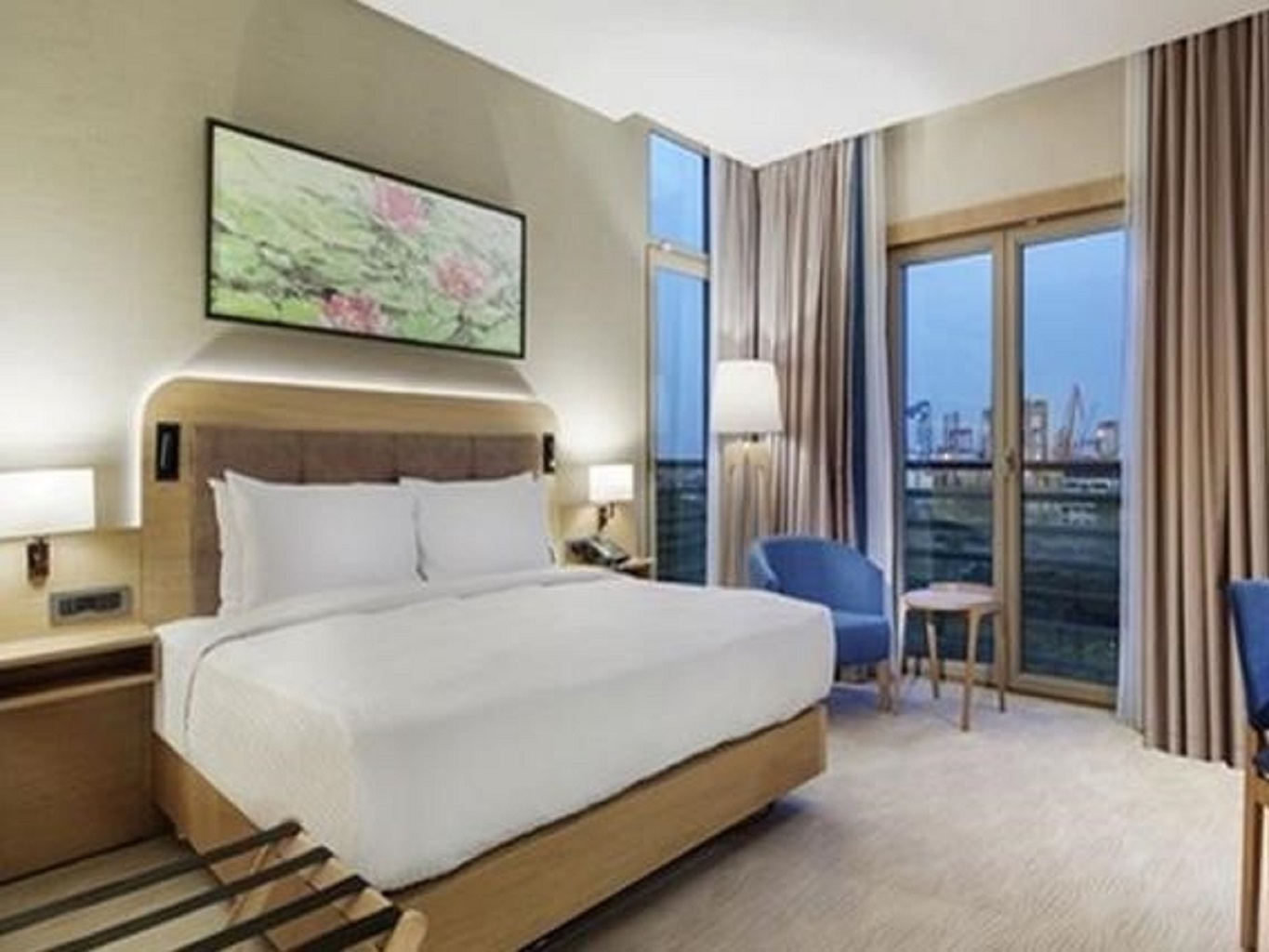 DELUXE ROOM 