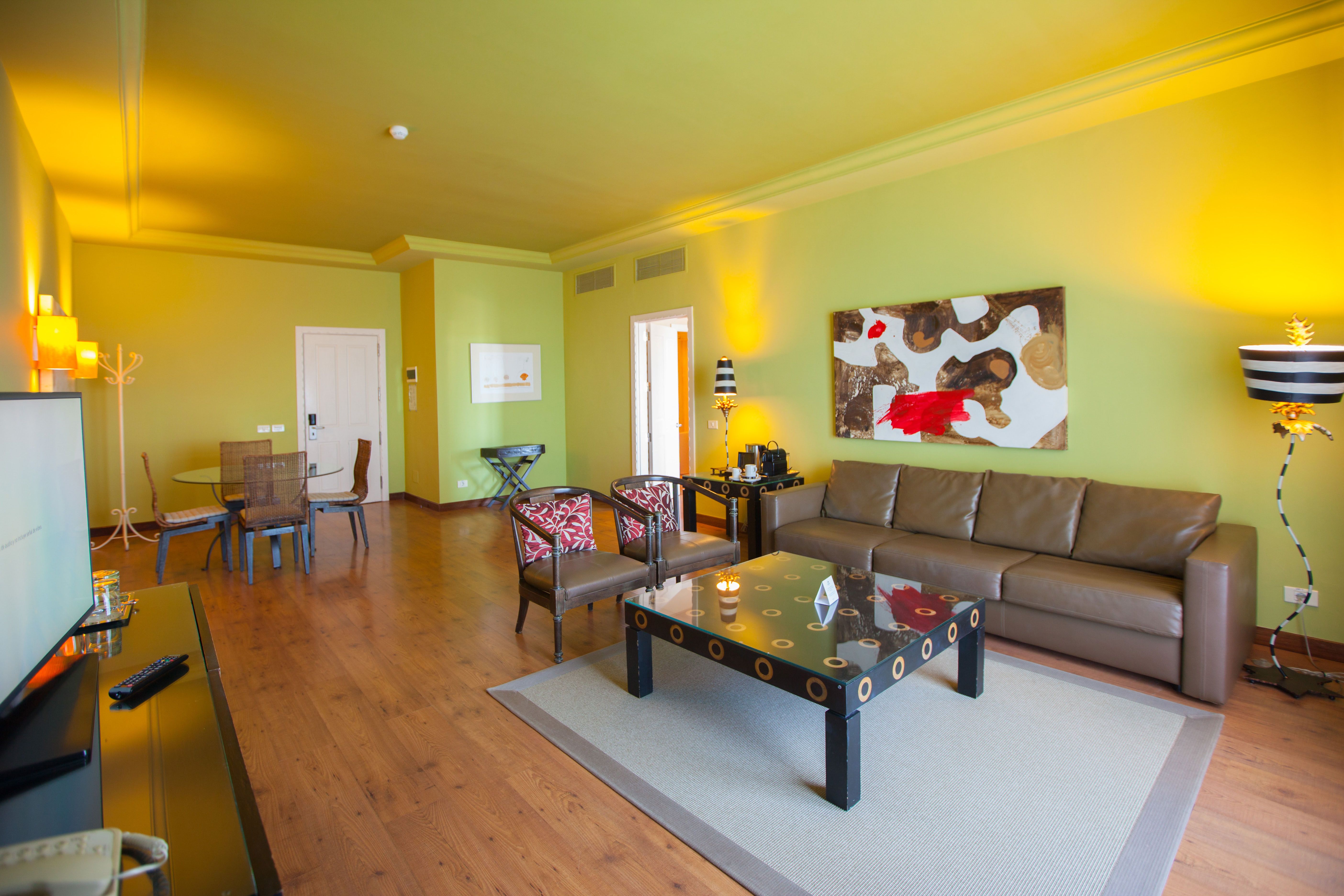 SENIOR SUITE TERRACE UNIQUE