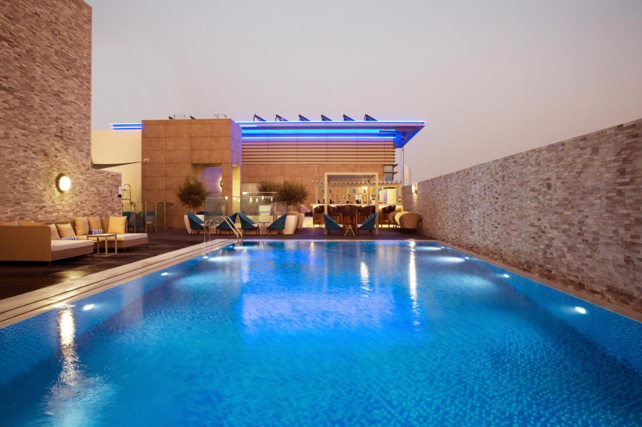 Piscina deschisă