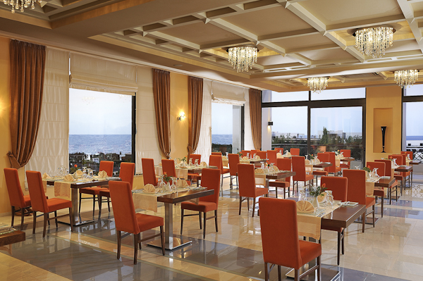 Creta, Hotel Grand Holiday Resort, restaurant.jpg