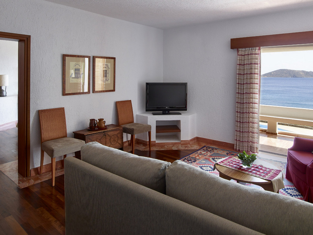 TWO BEDROOM SUPERIOR SUITE SEA VIEW