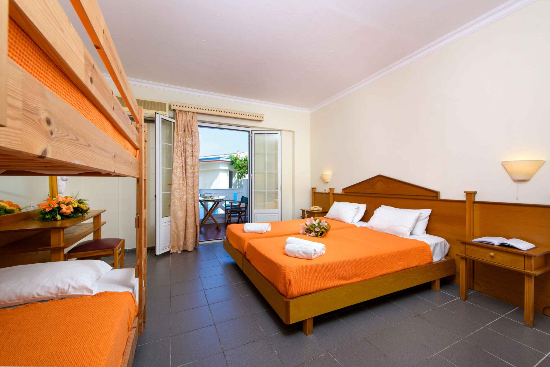 DOUBLE ROOM GARDEN VIEW BALCONY OR TERRACE