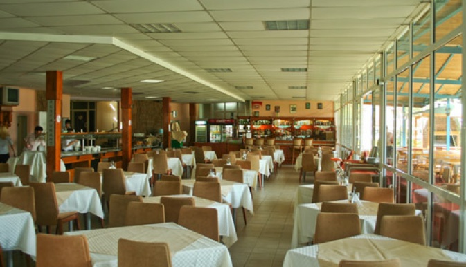 Balaton restaurant.jpg