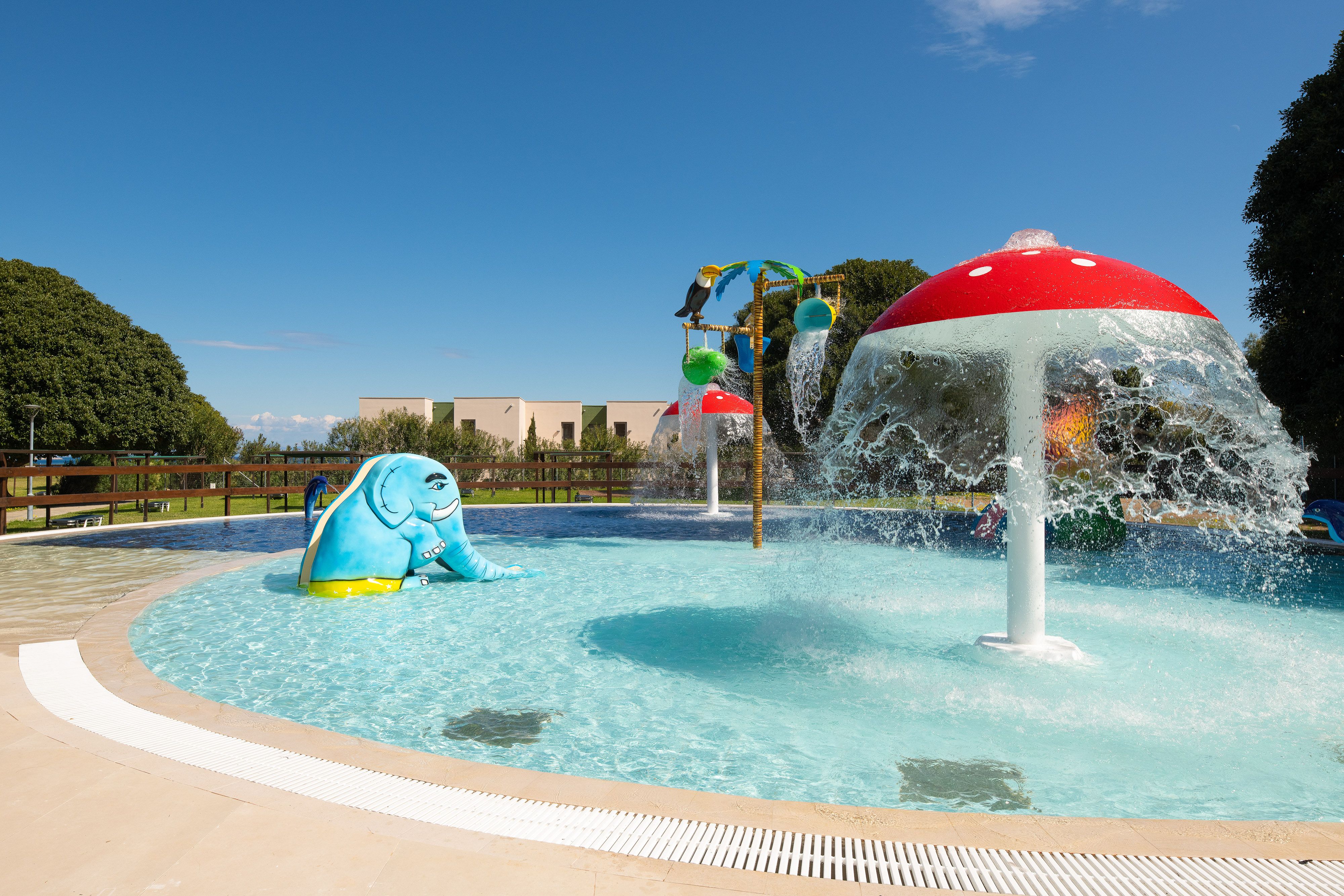 Piscina exterioara pentru copii