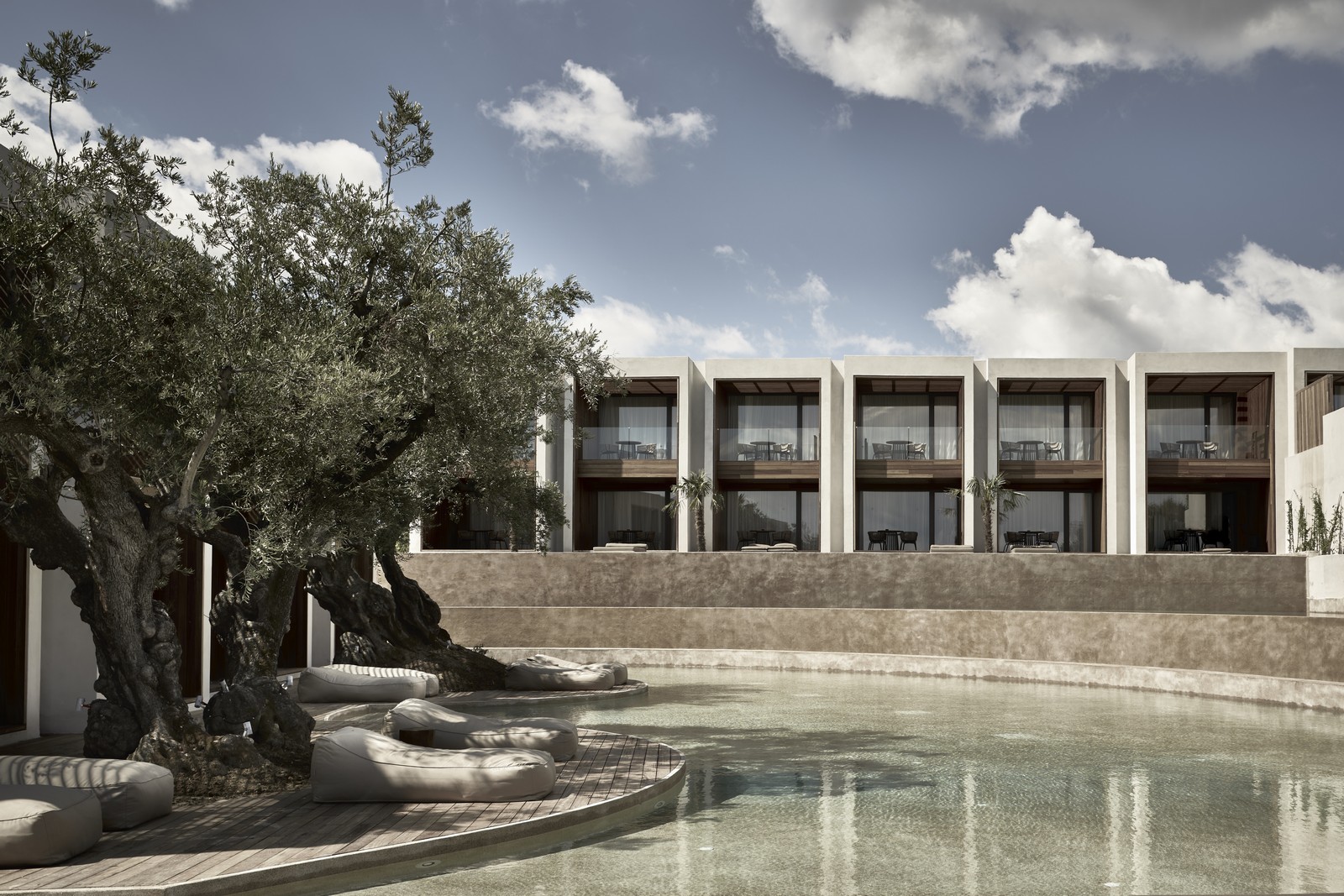 Piscina deschisă