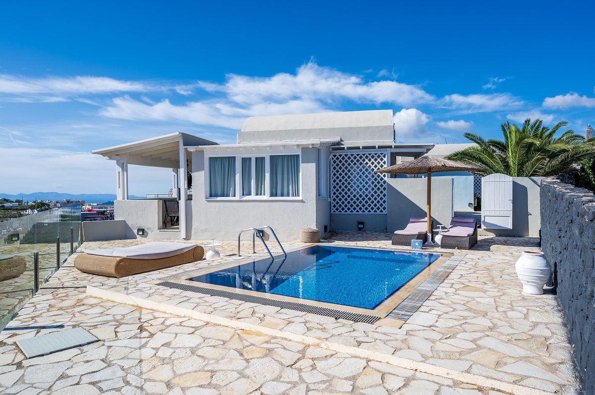 Villa with private pool