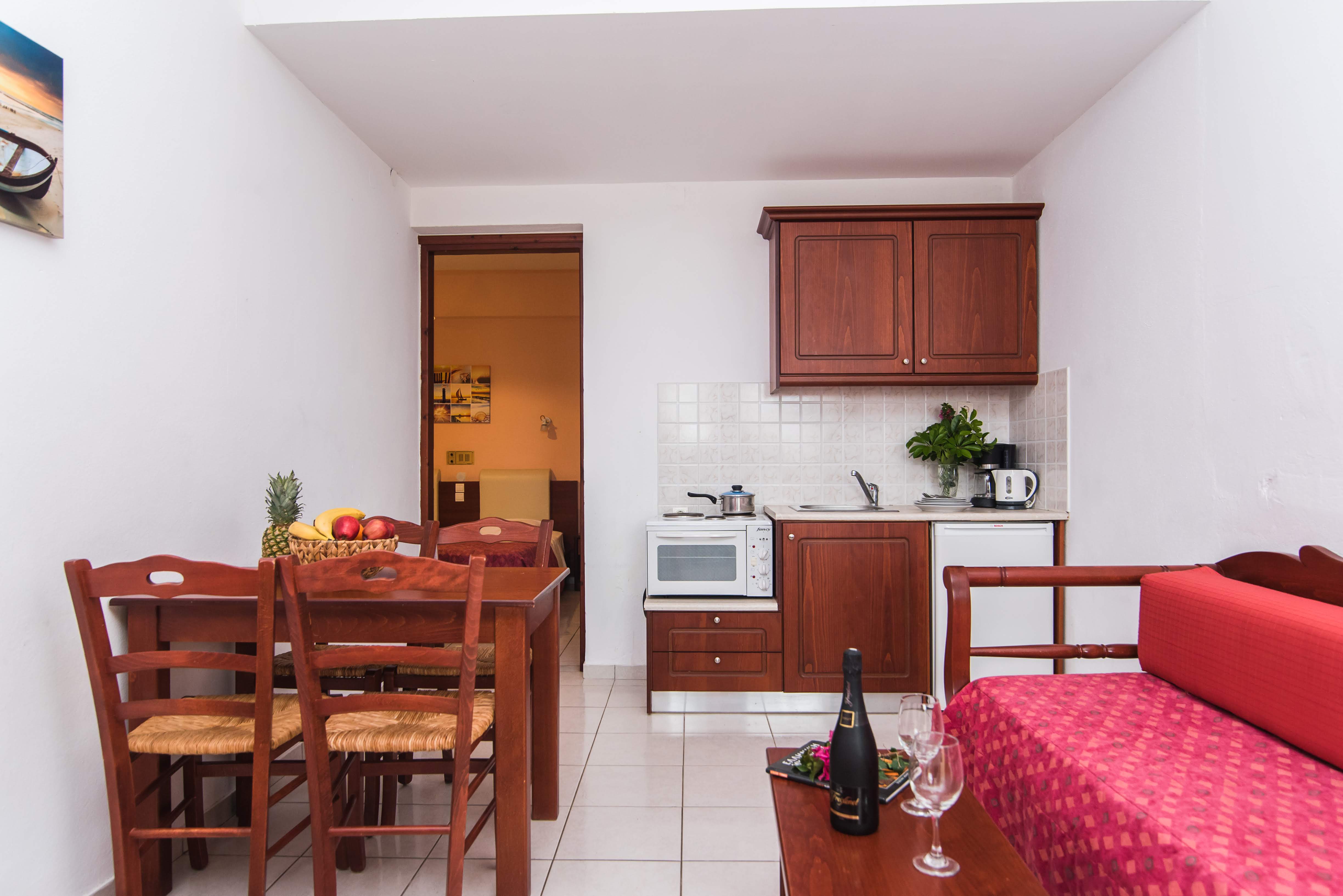 ONE BEDROOM APARTMENT GARDEN VIEW OR SIDE SEA VIEW 4 PAX