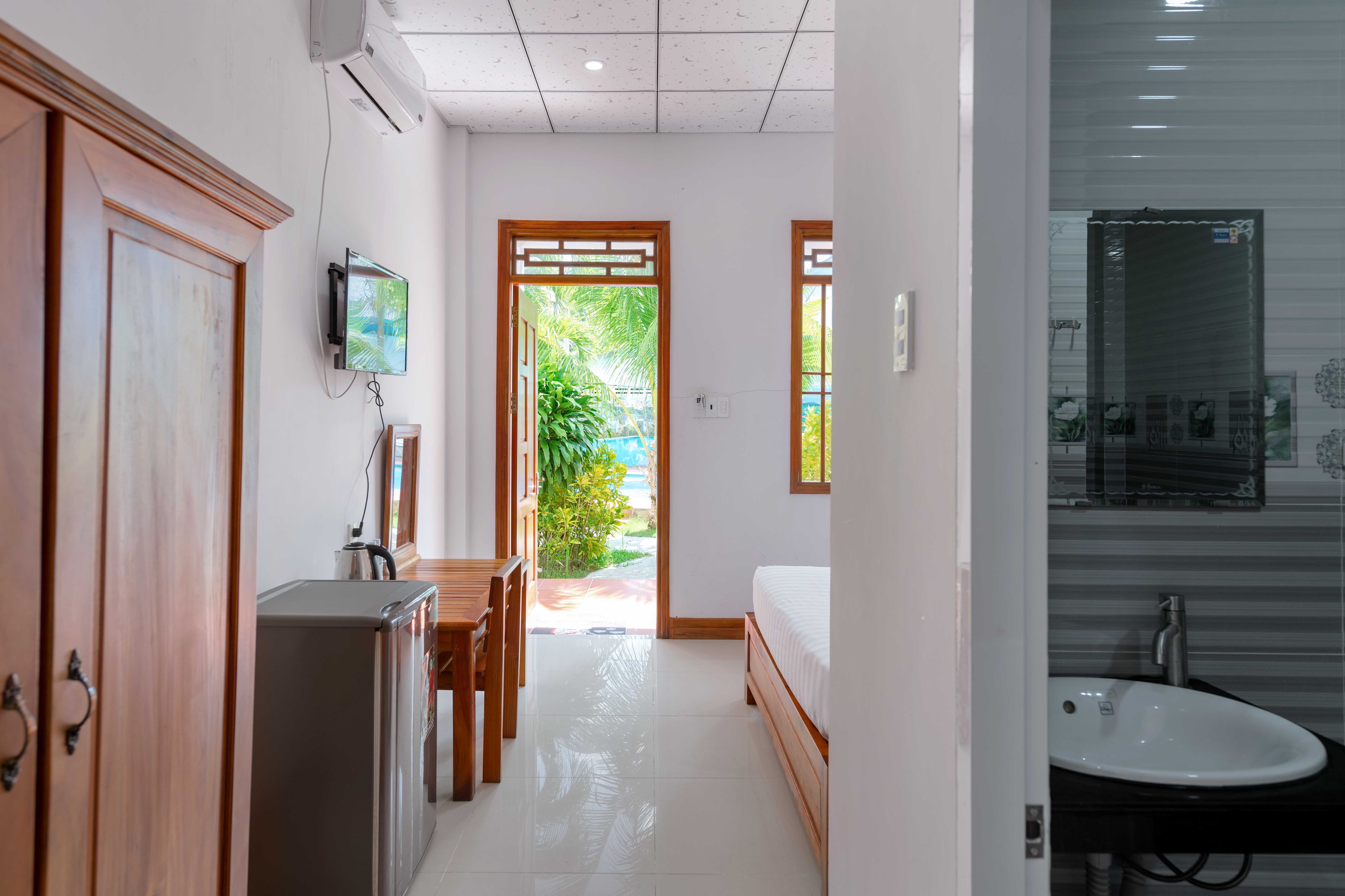 DELUXE BUNGALOW WITH TERRACE (CHILD WITHOUT EXTRA BED) 