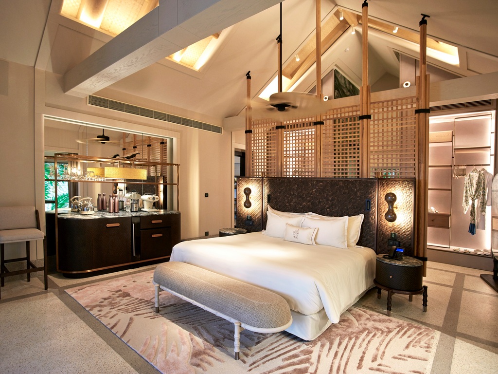 Four-Bedroom Beach Residence with Pool