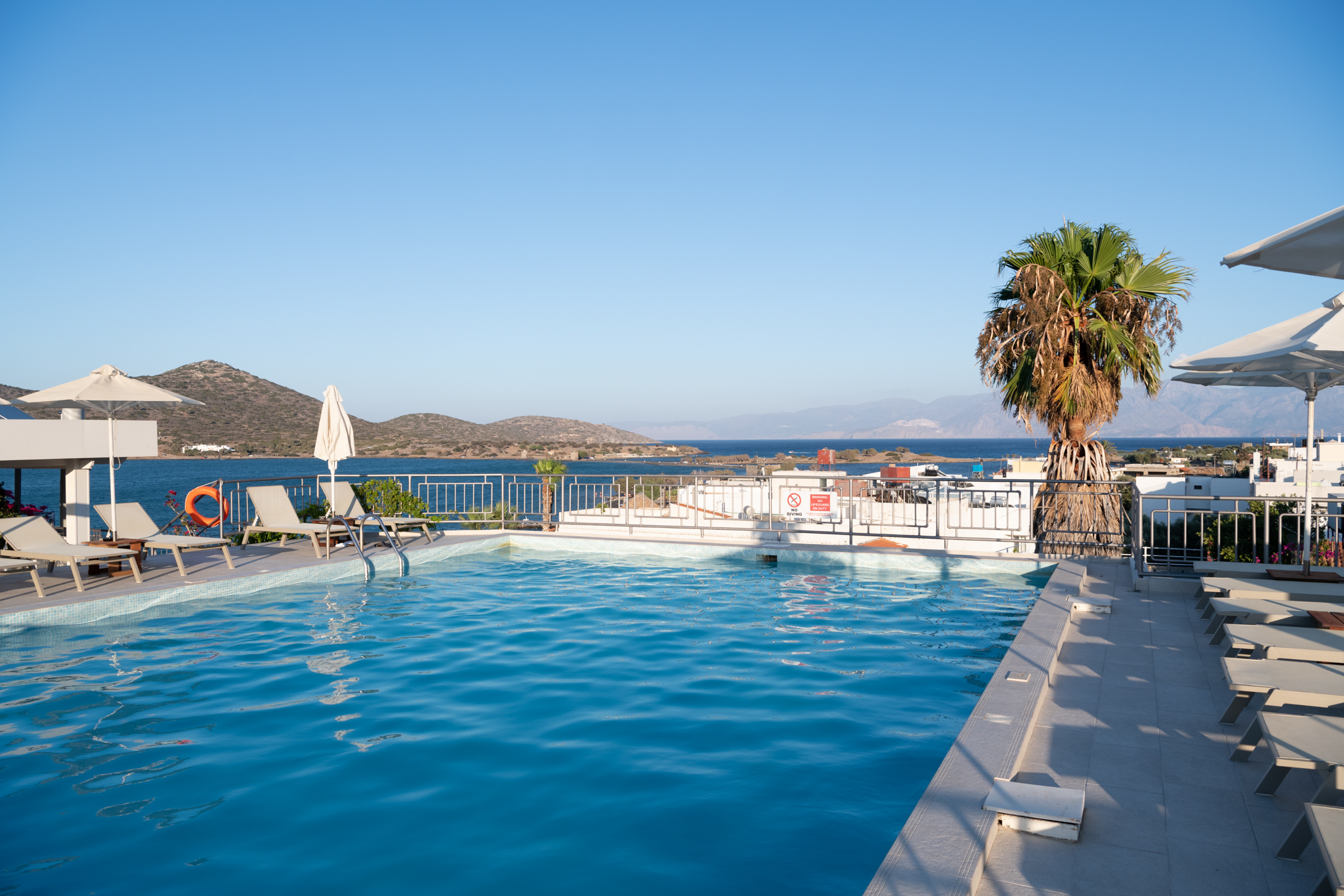 SKY - SNACK POOL BAR